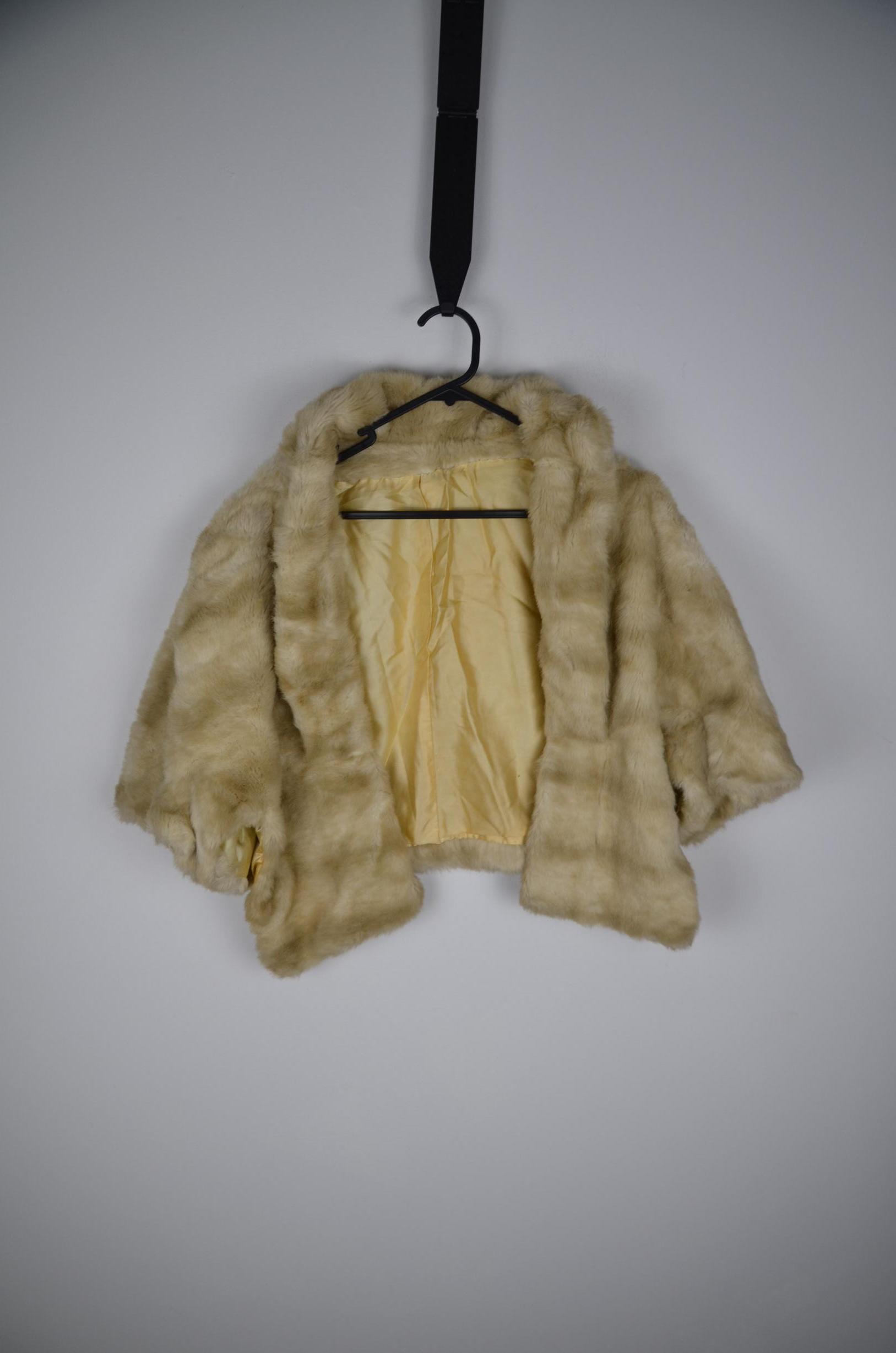 Tissavel Brown Faux Fur Cape thumbnail 3