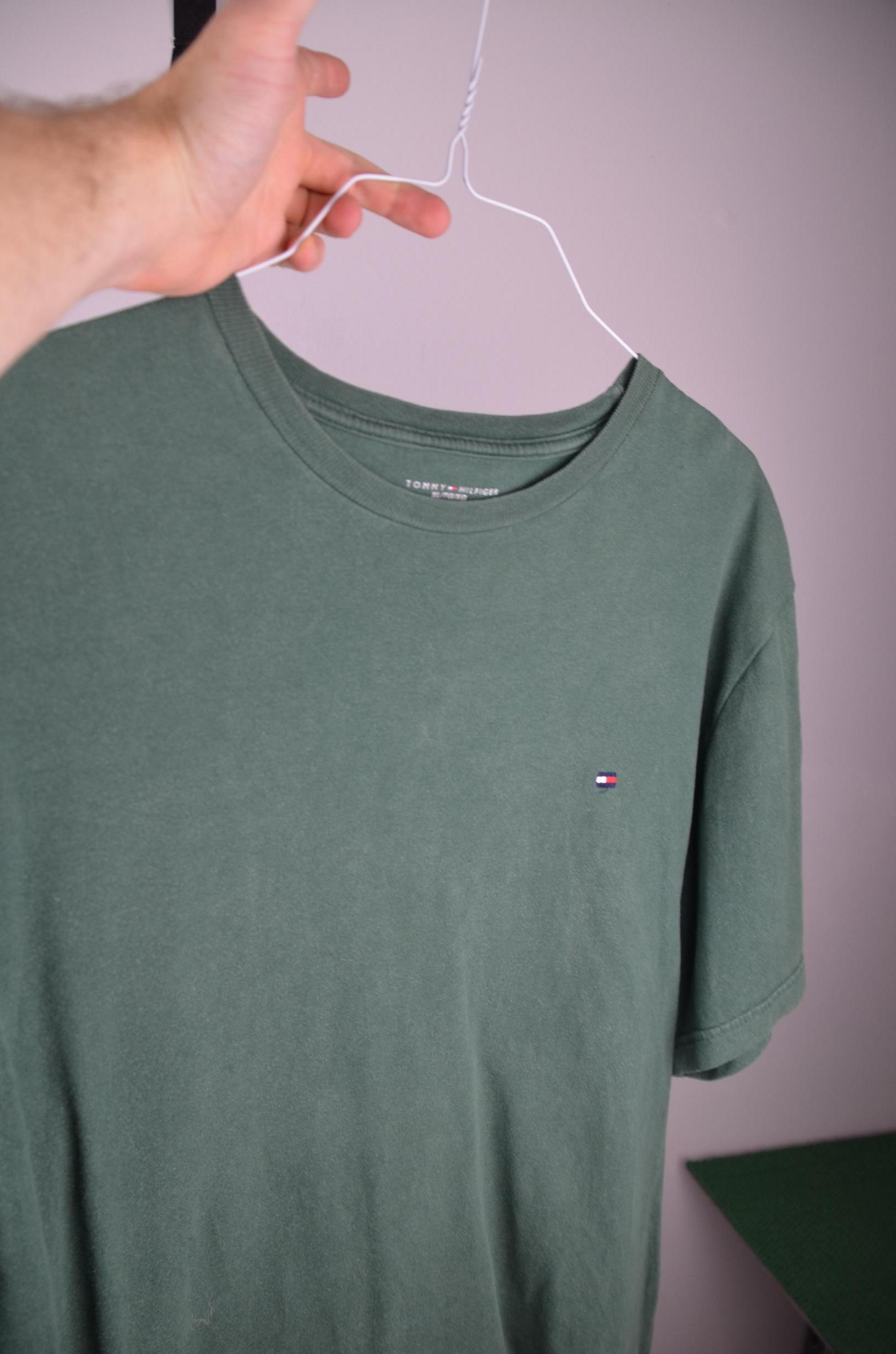 Tommy Hilfiger Green T-shirts thumbnail 3