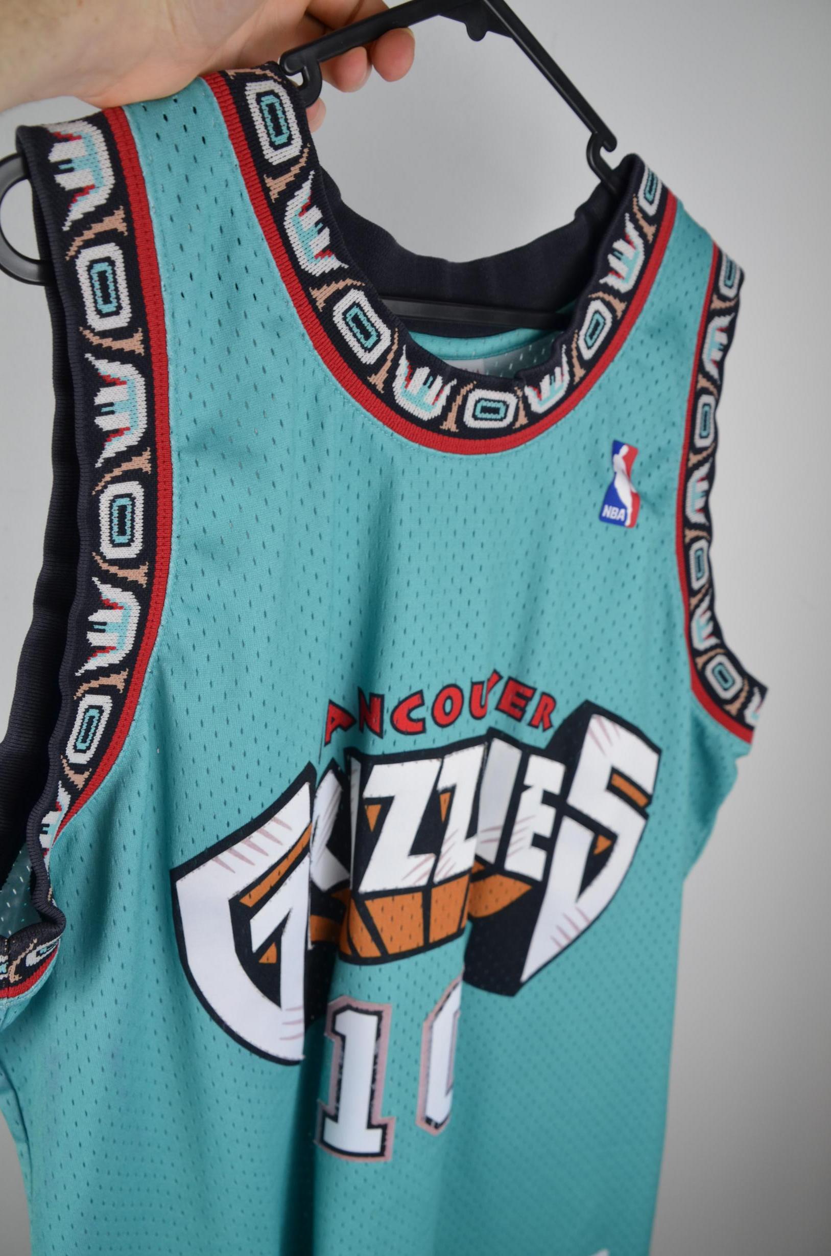 Mitchell & Ness Grizzlies Authentic Jersey thumbnail 3