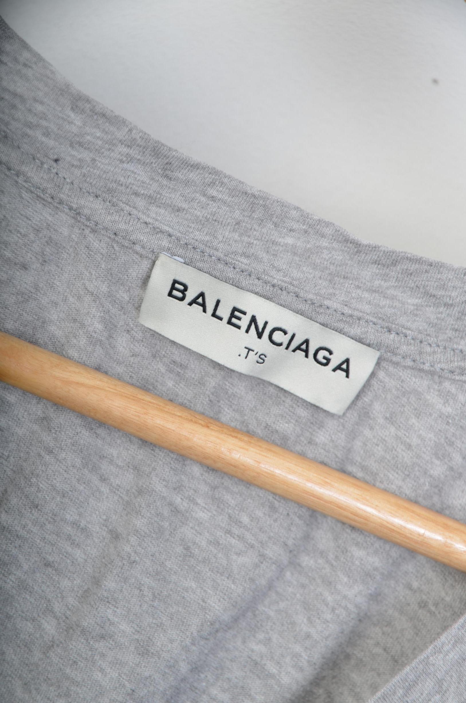 Balenciaga Womens Grey T-shirts thumbnail 4