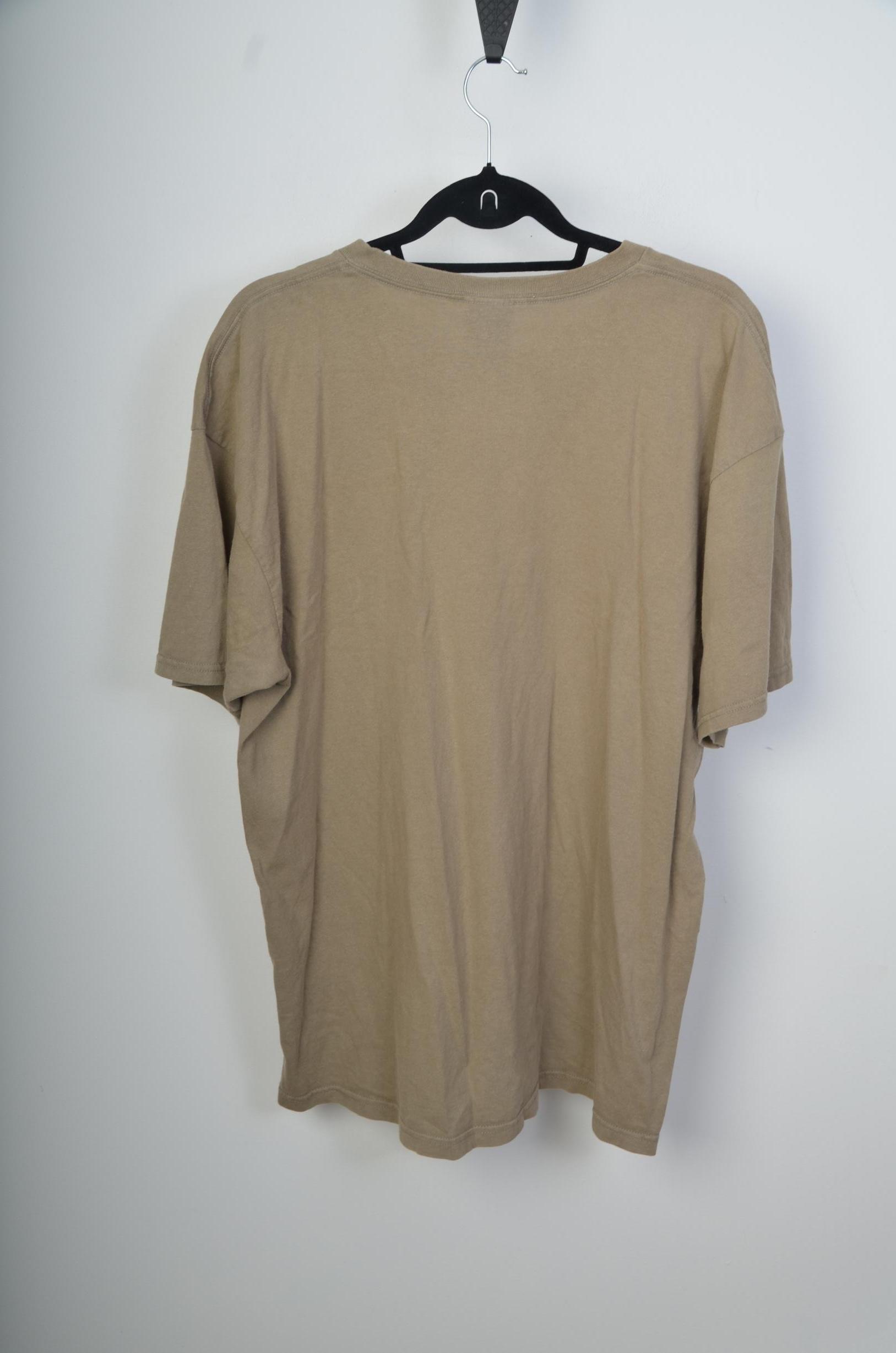 Nike mens Brown T-shirts thumbnail 2