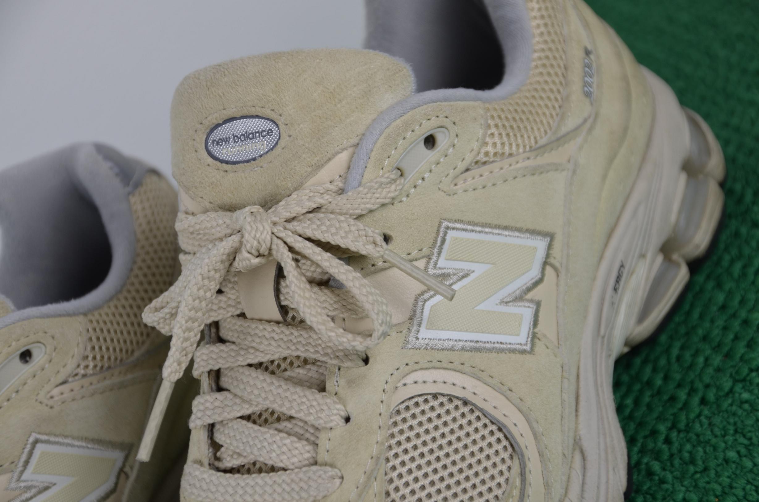 New Balance 2002R Khaki Sneakers thumbnail 3