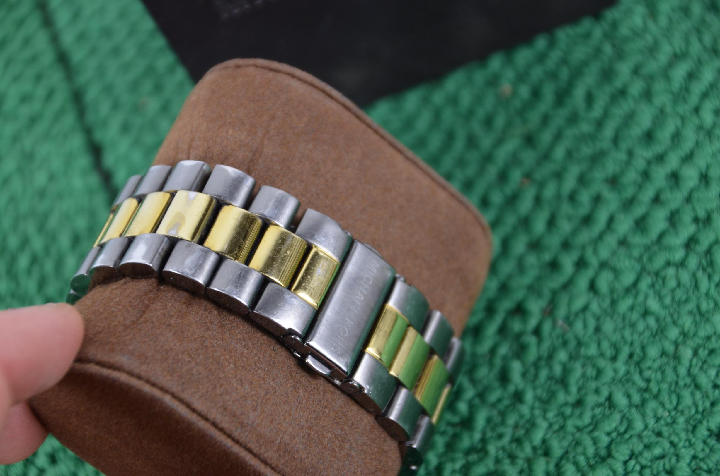 Michael Kors Gold Watches thumbnail 3