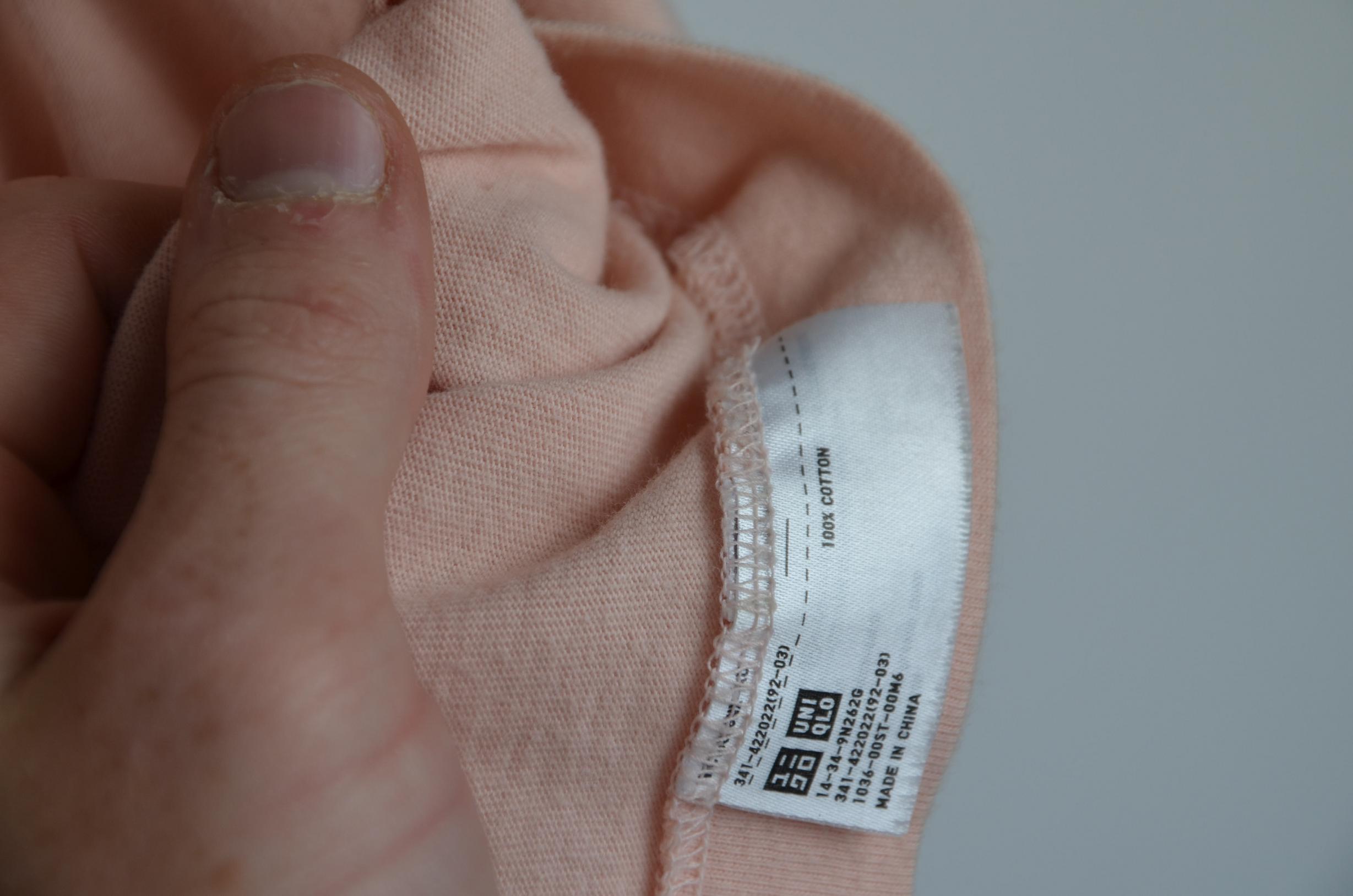 Uniqlo X KAWS Mens T-shirts thumbnail 6