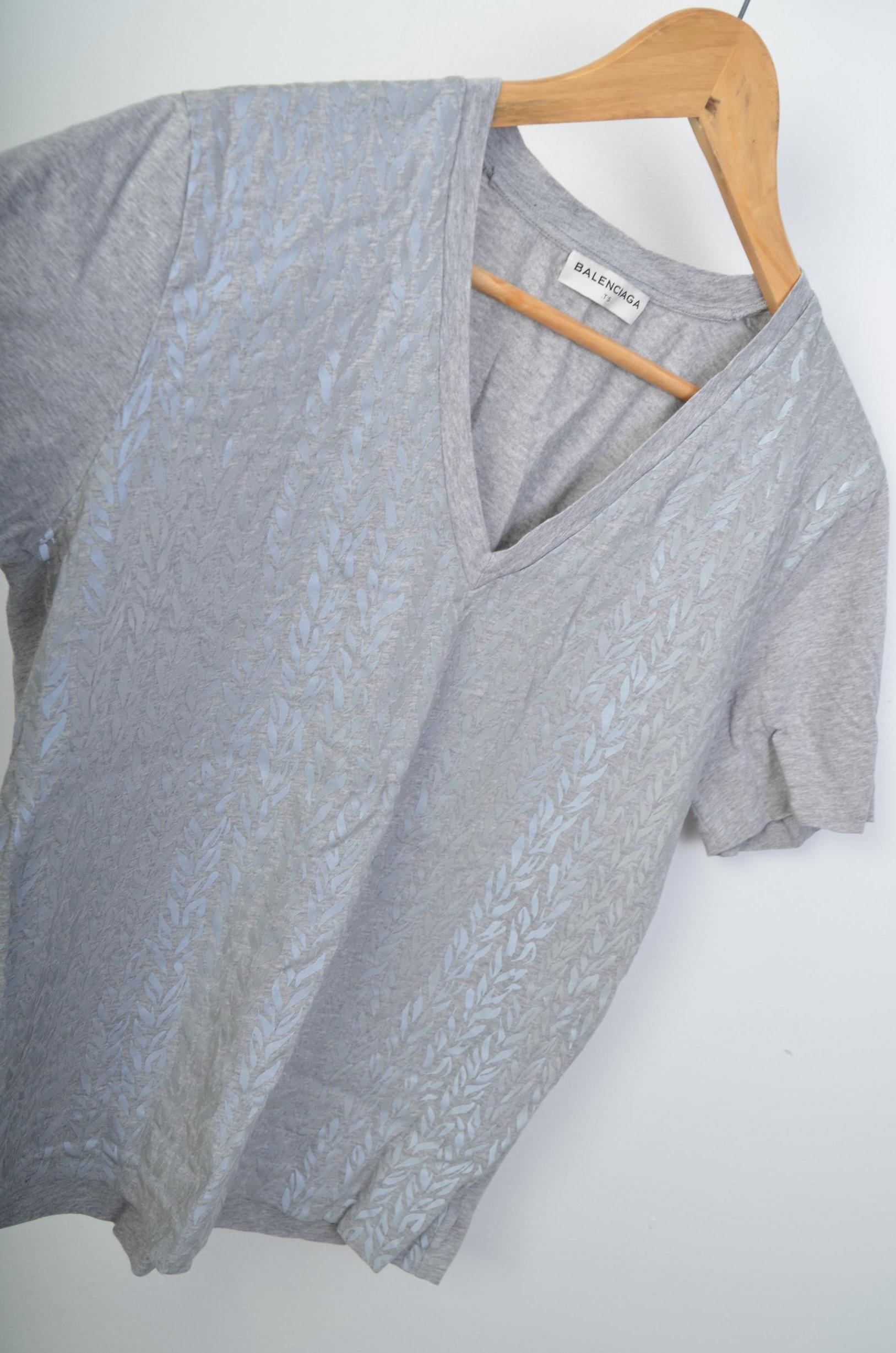 Balenciaga Womens Grey T-shirts thumbnail 3