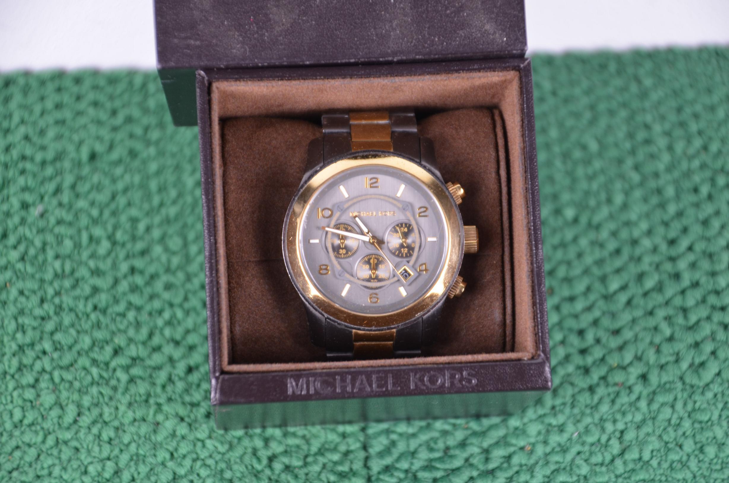 Michael Kors Gold Watches thumbnail 4