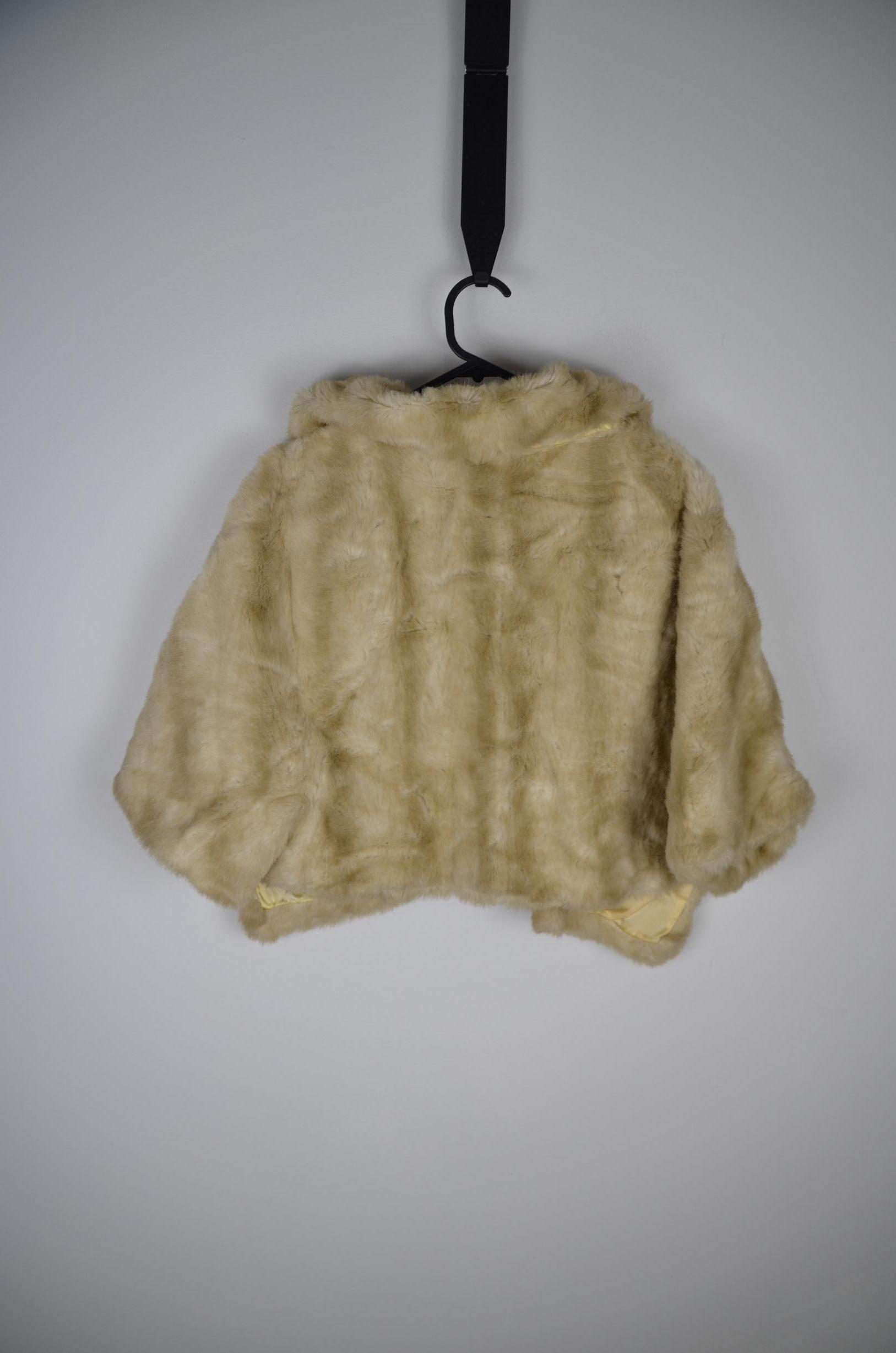 Tissavel Brown Faux Fur Cape thumbnail 4