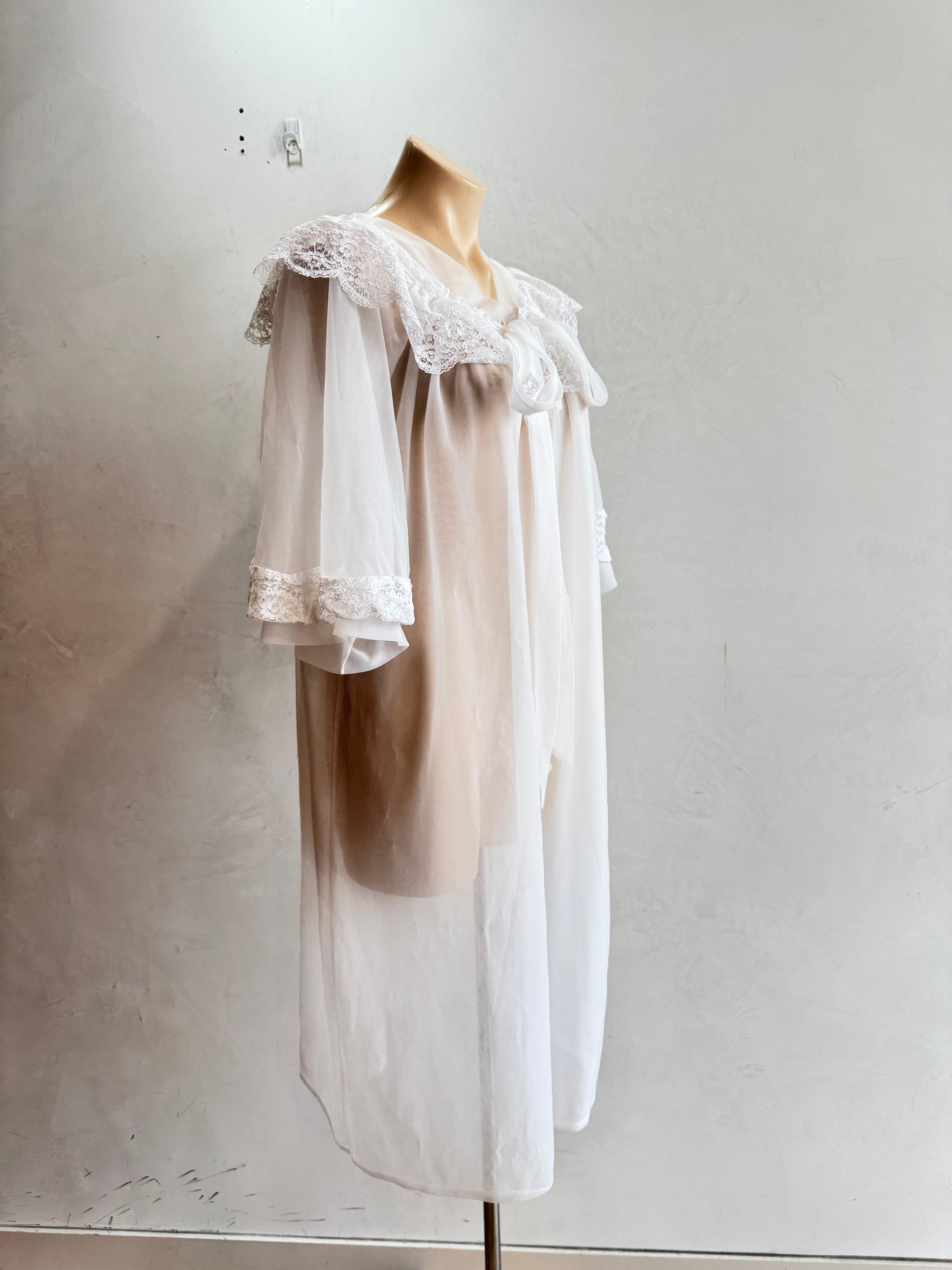 Vintage Gen Jex white Lace robe - size S thumbnail 4