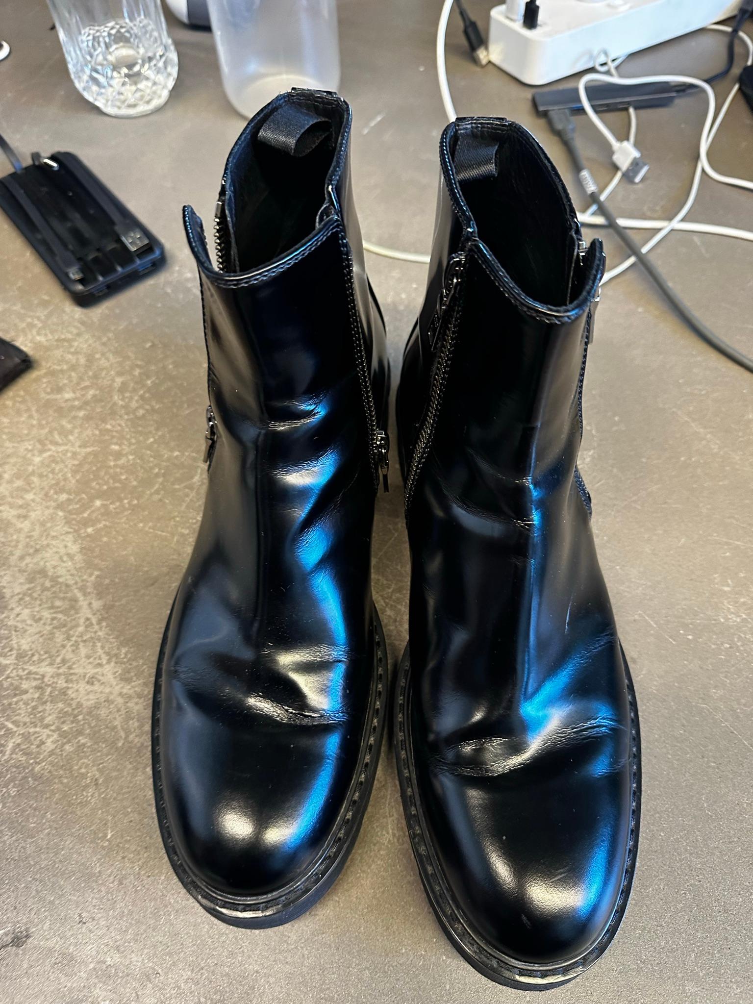 Prada Zip Ankle Boots Black (Size EU40) thumbnail 5