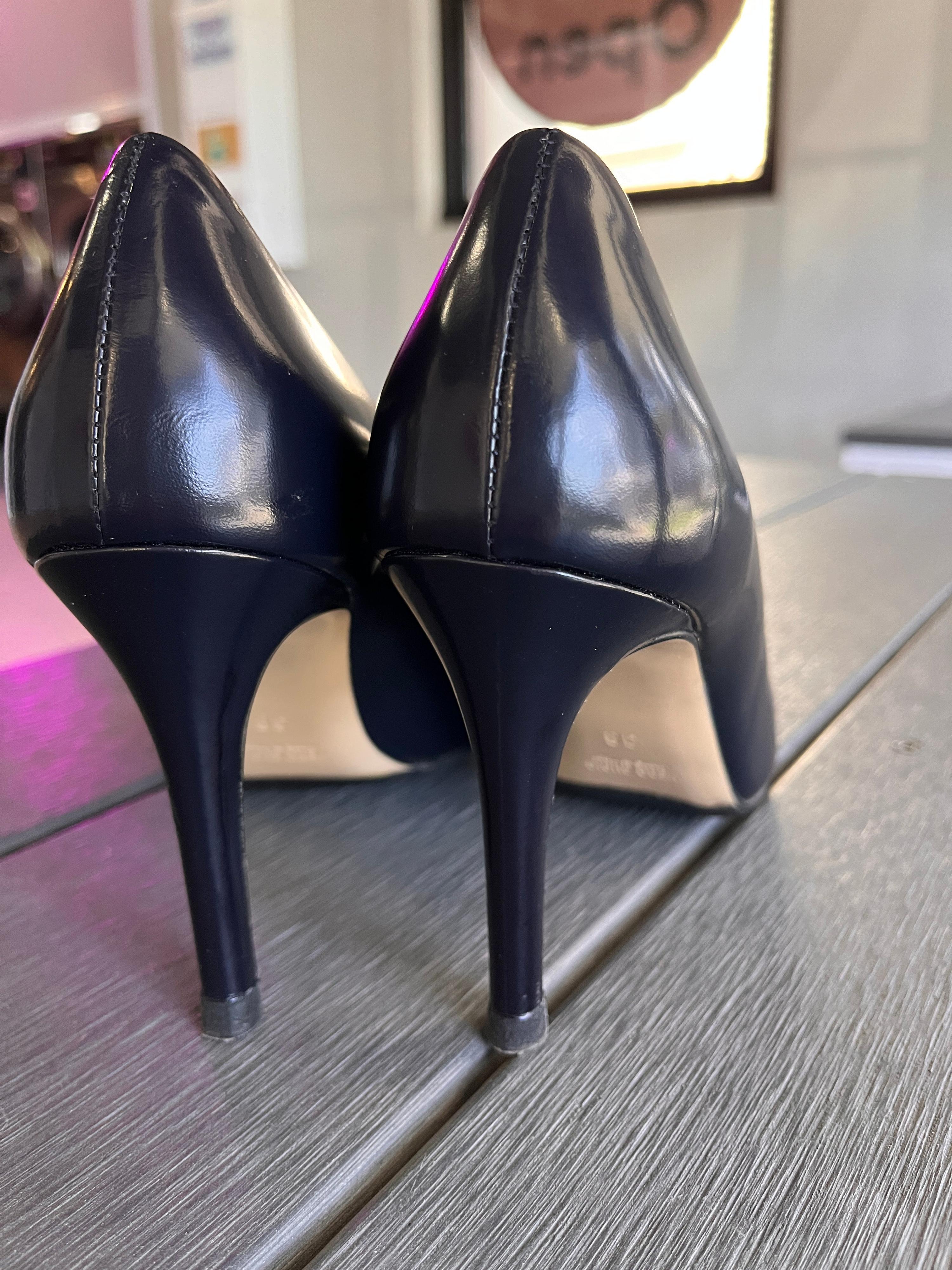 BIANCA BUCCHERI Midnight Blue Pumps Size 6.5 thumbnail 7