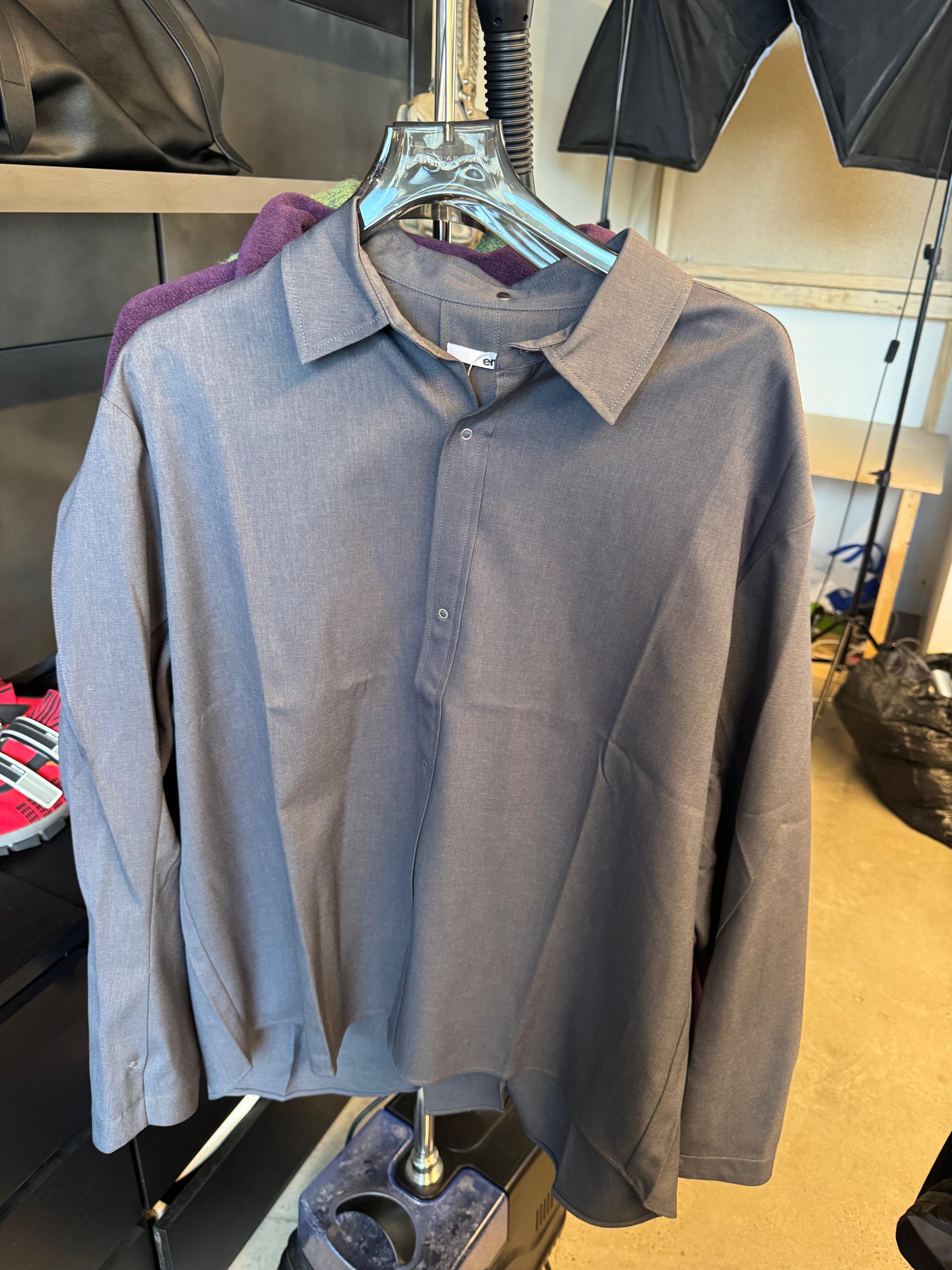 Environe IL018 Origami Shirt Grey NWT (Size L)