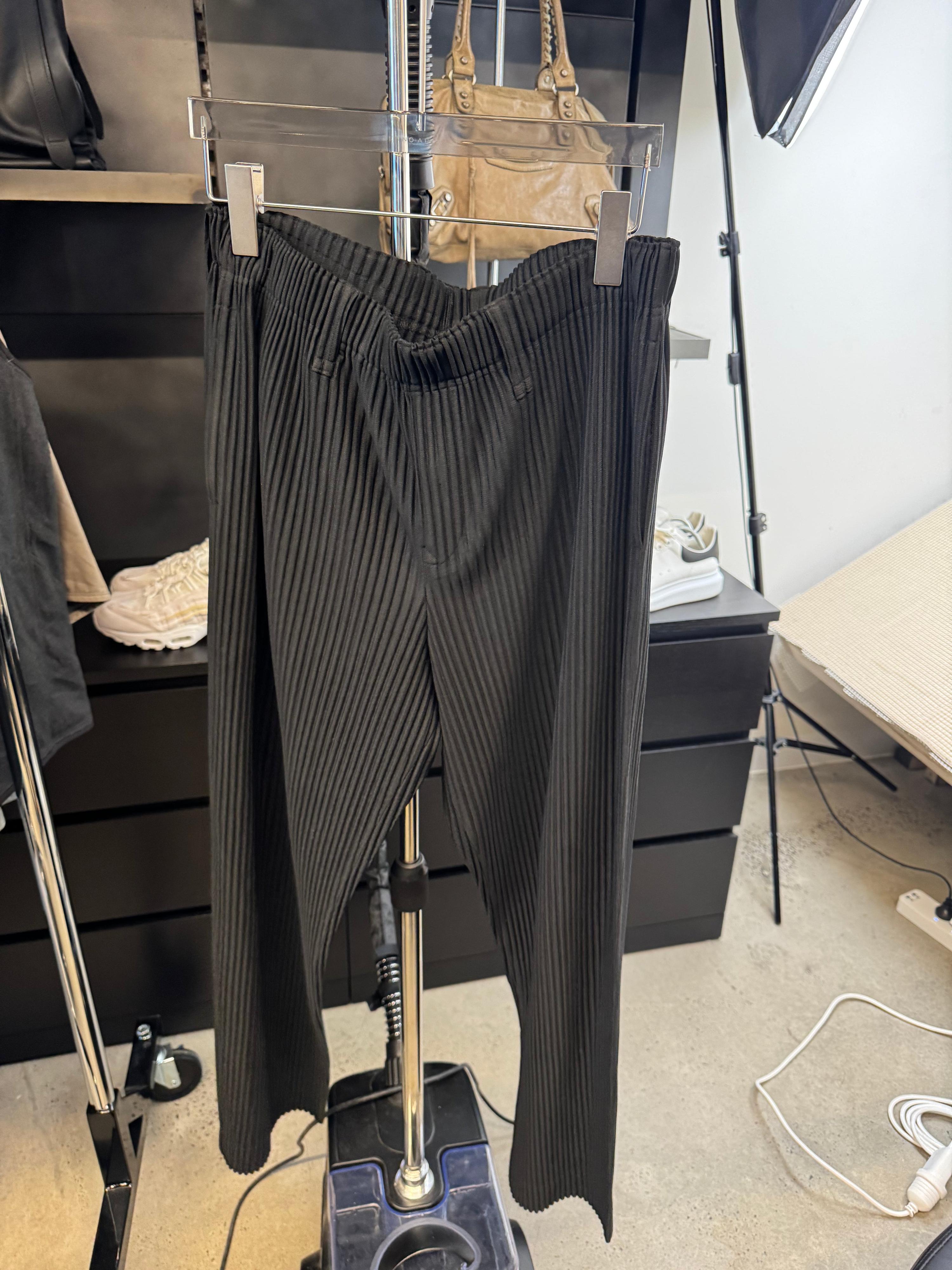 Issey Miyake Homme Plisse JF150 Pleated Trousers Black (Size 3/L)