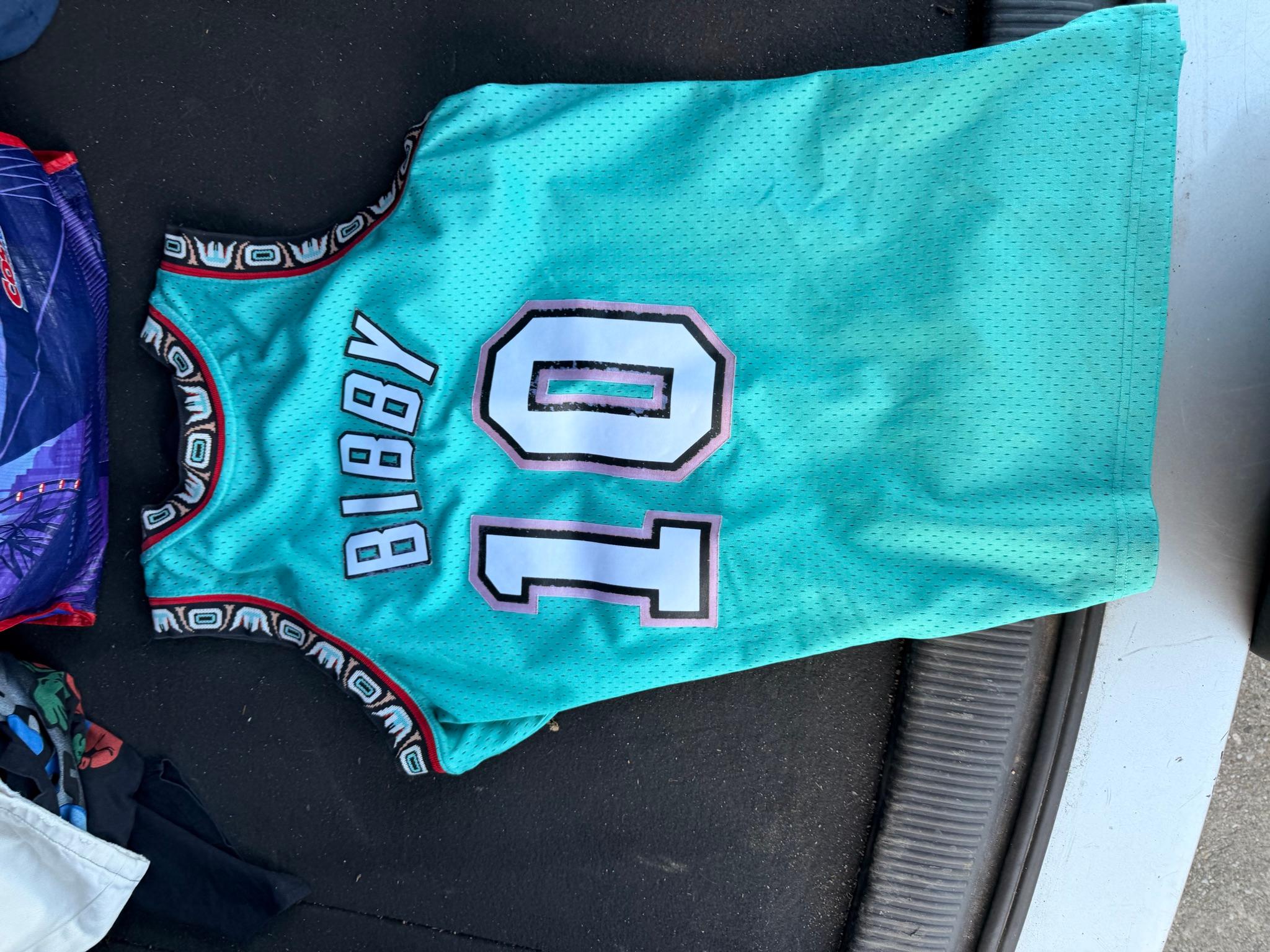 Mitchell & Ness Teal Vancouver Grizzlies Mike Bibby Swingman Jersey thumbnail 3
