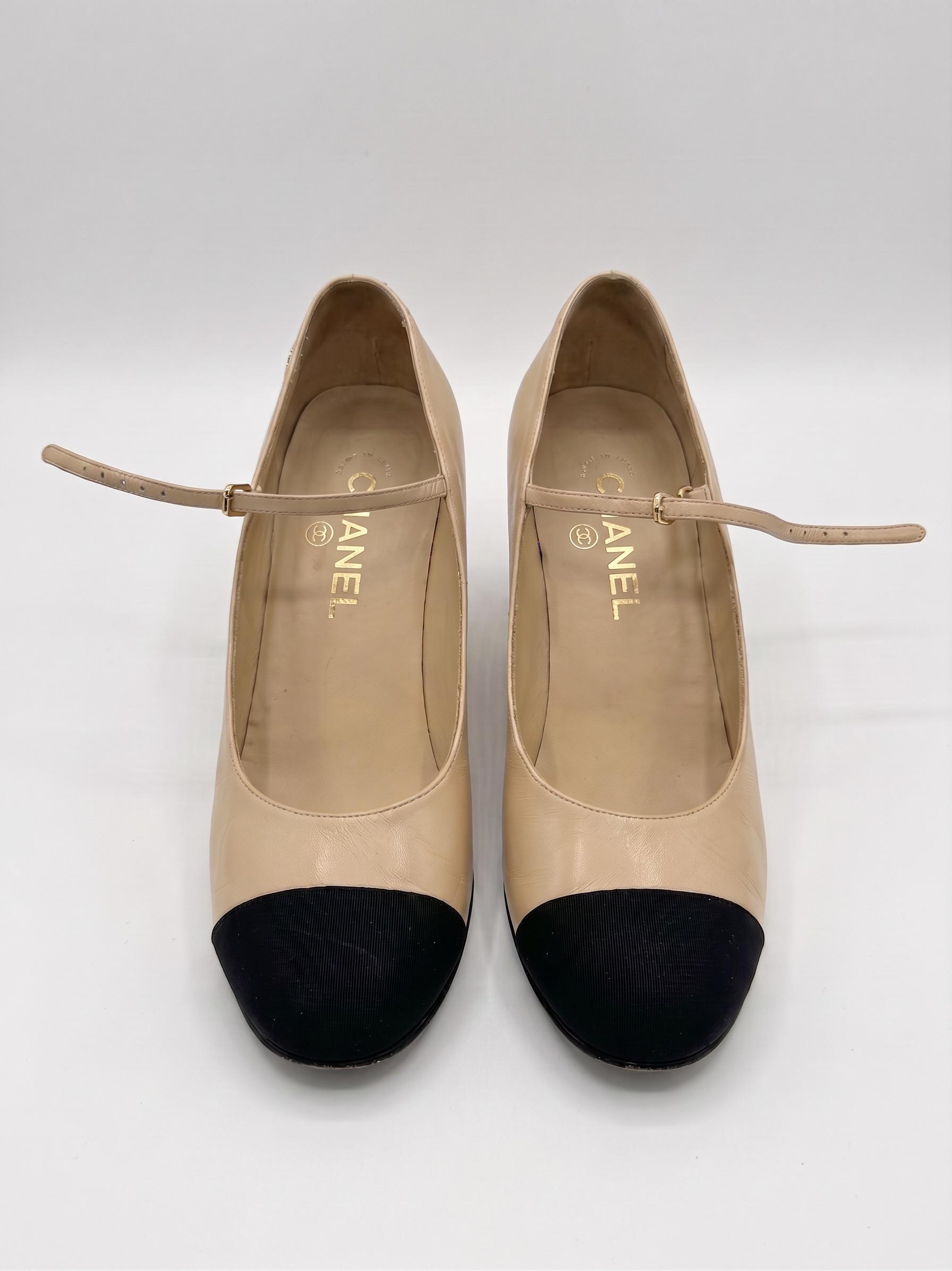 Chanel Beige Black Heels 38.5 thumbnail 5
