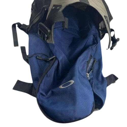 2000s Oakley Icon Backpack thumbnail 2