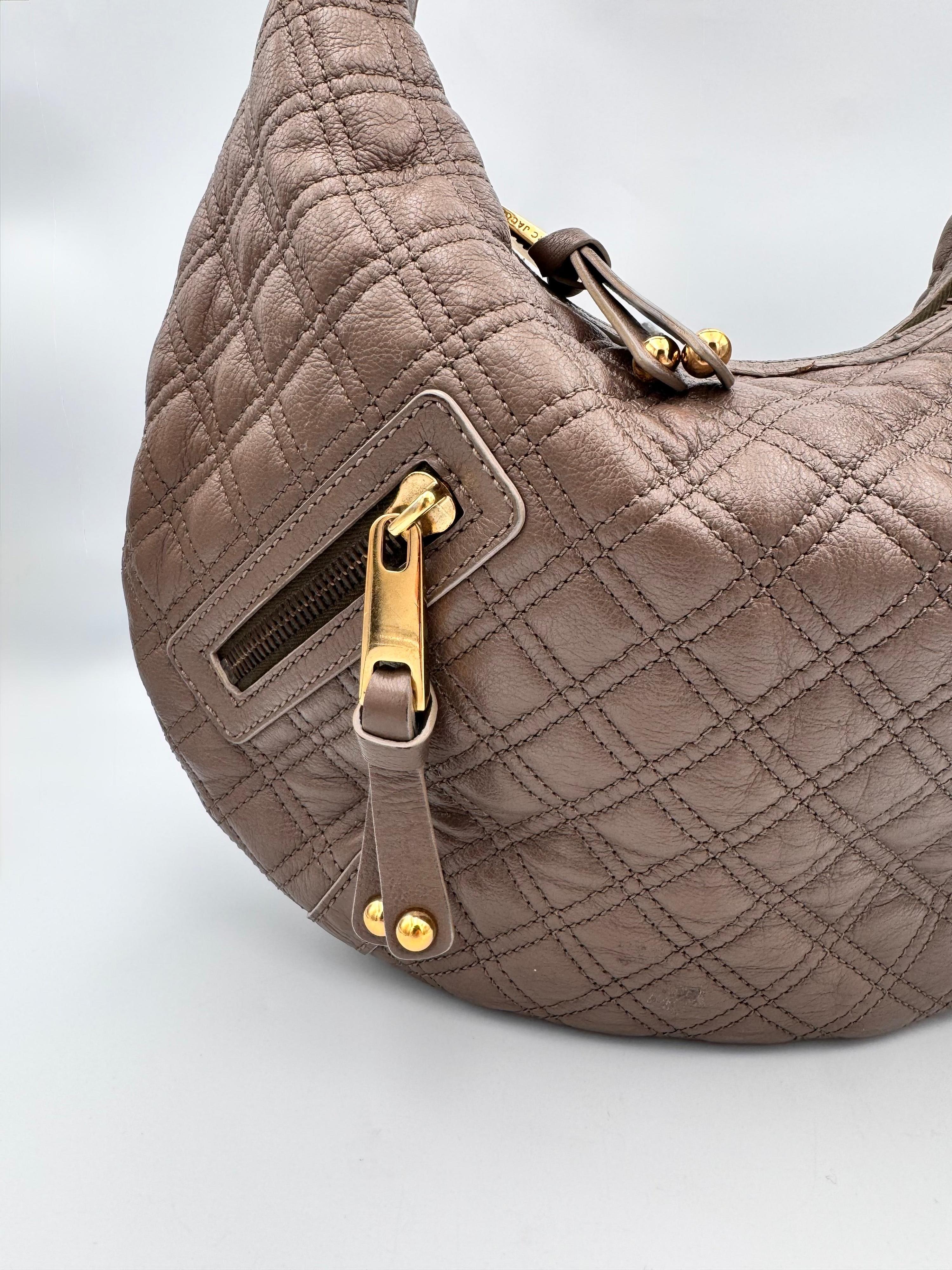 MARC JACOBS Hobo Banana Calf Leather Bag in Mouse thumbnail 4