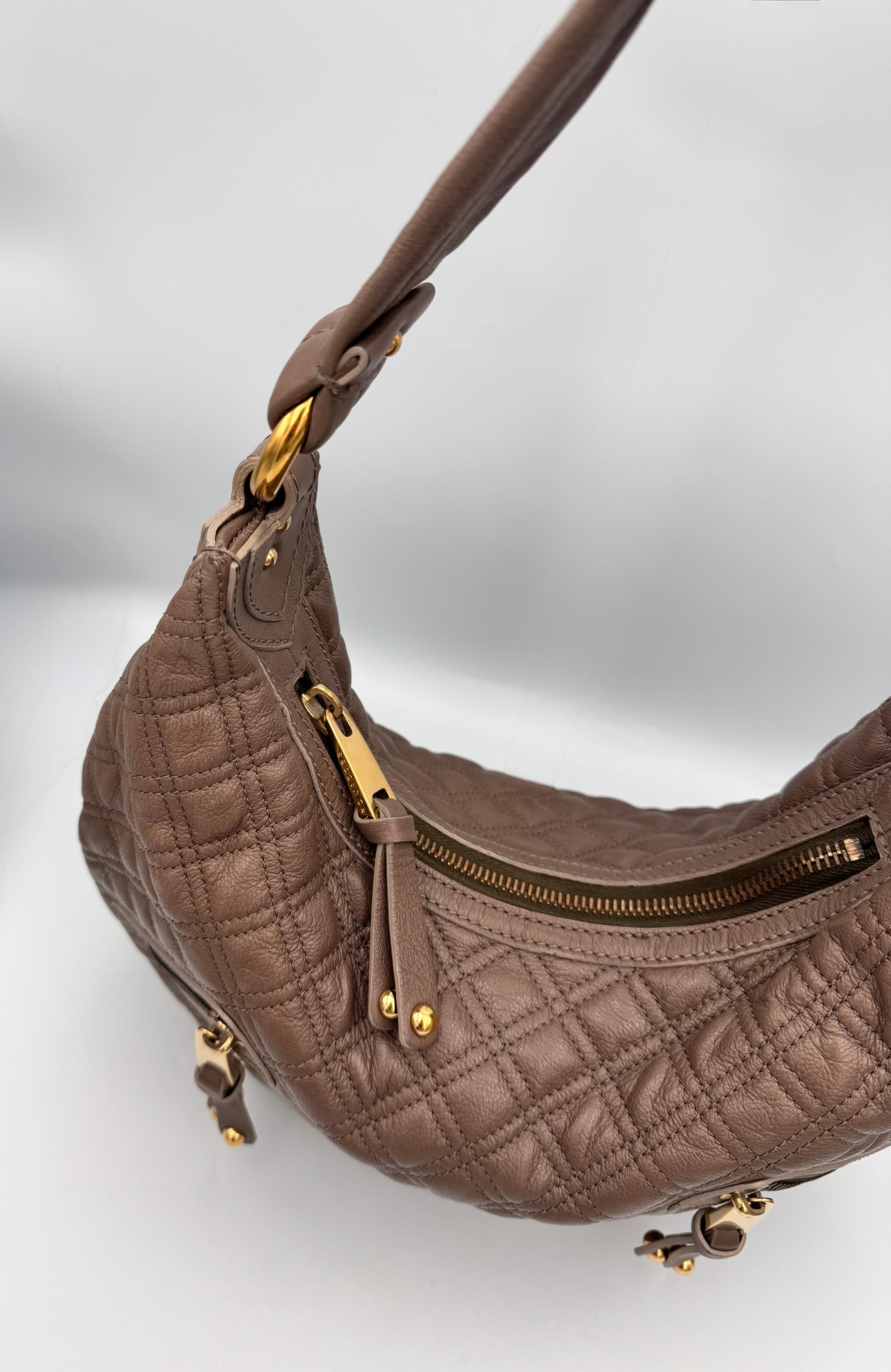 MARC JACOBS Hobo Banana Calf Leather Bag in Mouse thumbnail 6