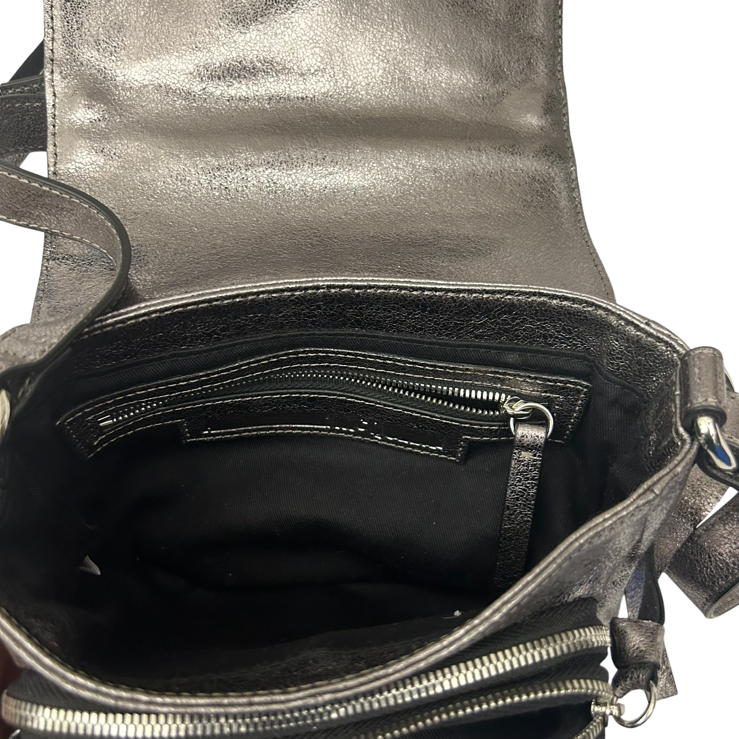 MCQ BY Alexander McQueen
Mini Loveless Metallic-leather Cross-body Bag thumbnail 5
