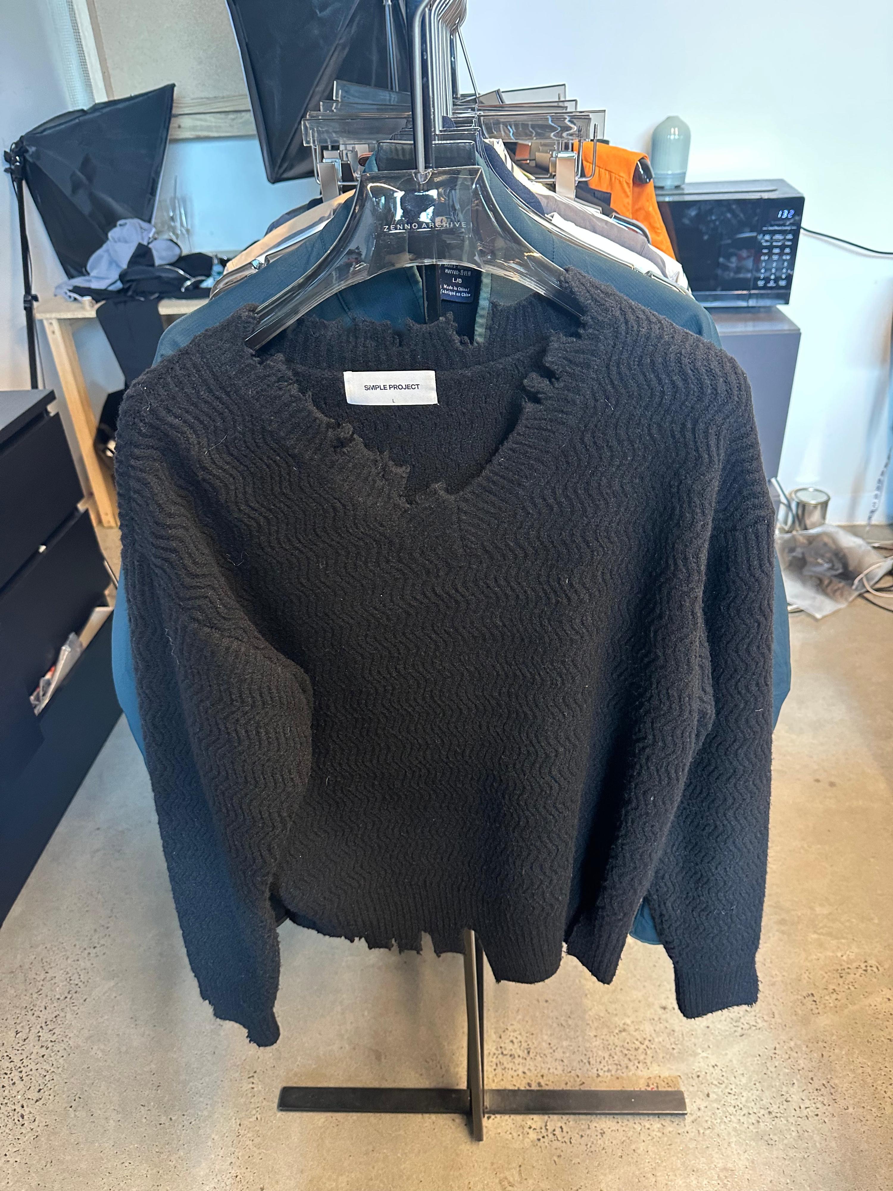 Simple Project Distressed Knit V-Neck Sweatshirt Black (Size L)