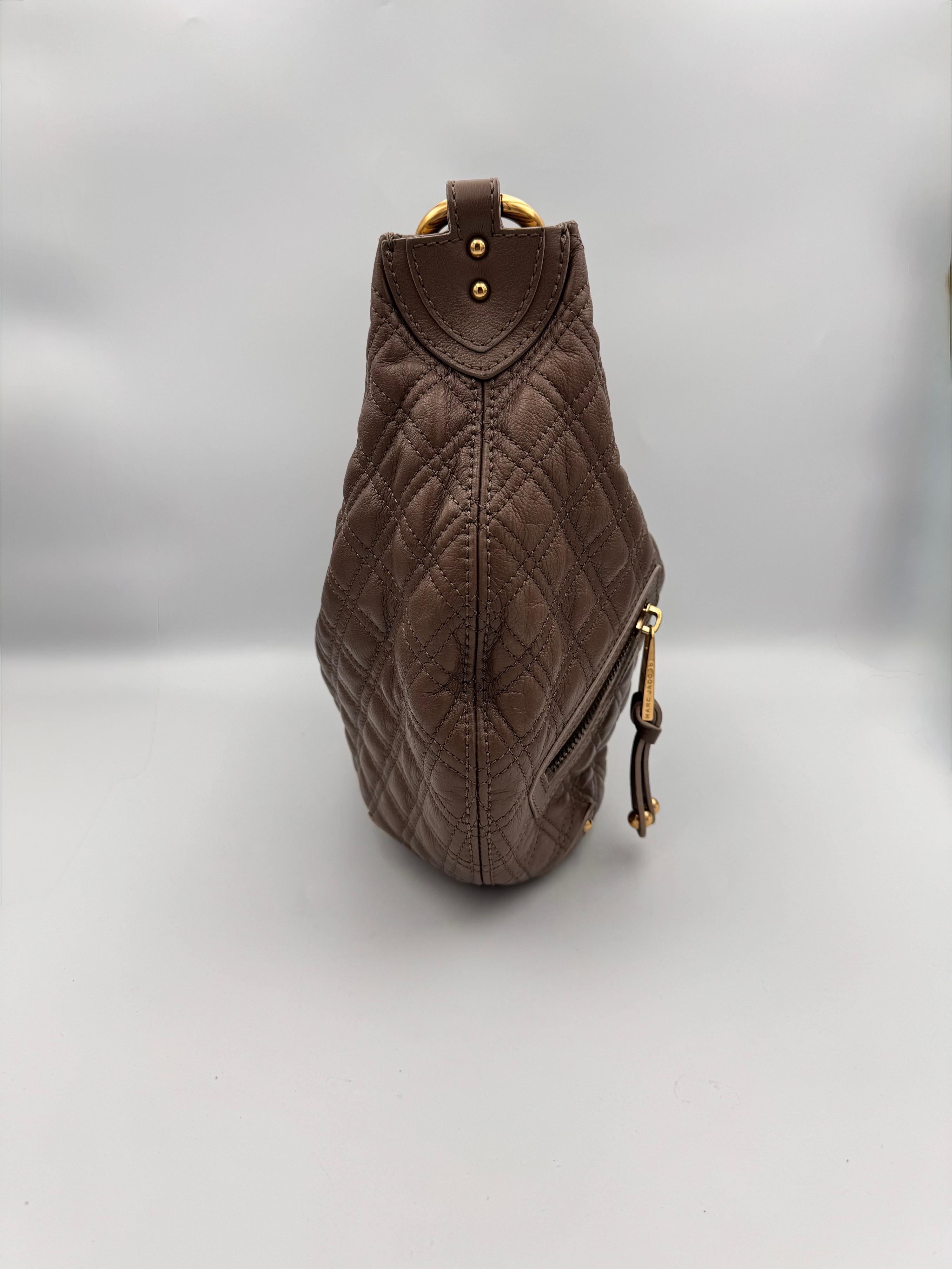 MARC JACOBS Hobo Banana Calf Leather Bag in Mouse thumbnail 12