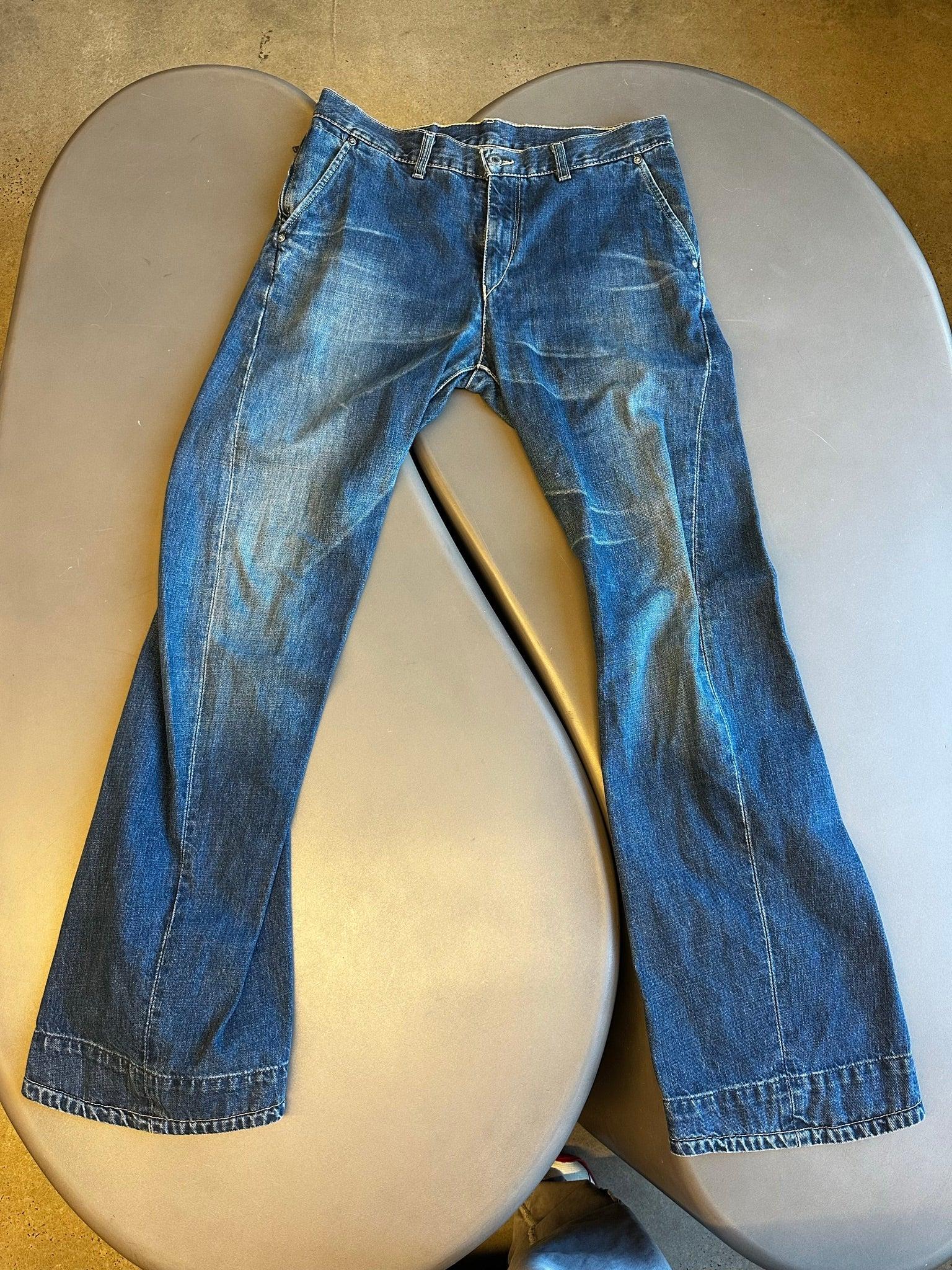 Levi's Engineered 2003 Twisted Seam Washed Denim Jeans Blue 10007 1651 (Size 32”)