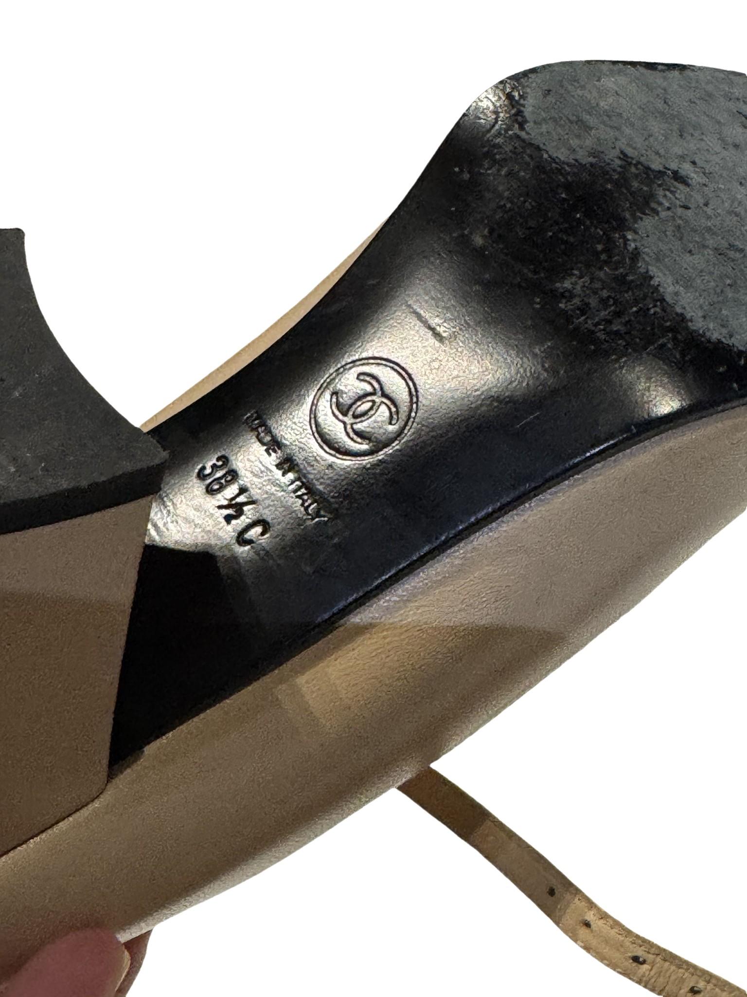 Chanel Beige Black Heels 38.5 thumbnail 3