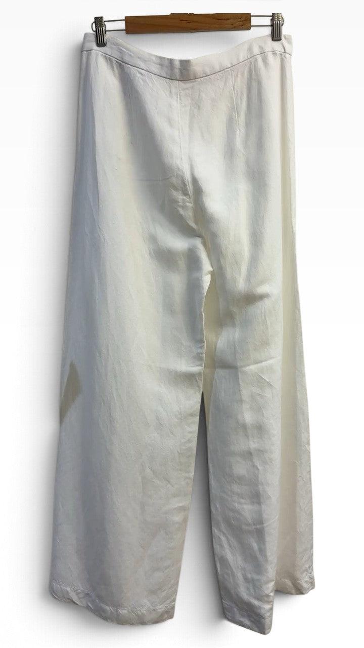White Pants thumbnail 4