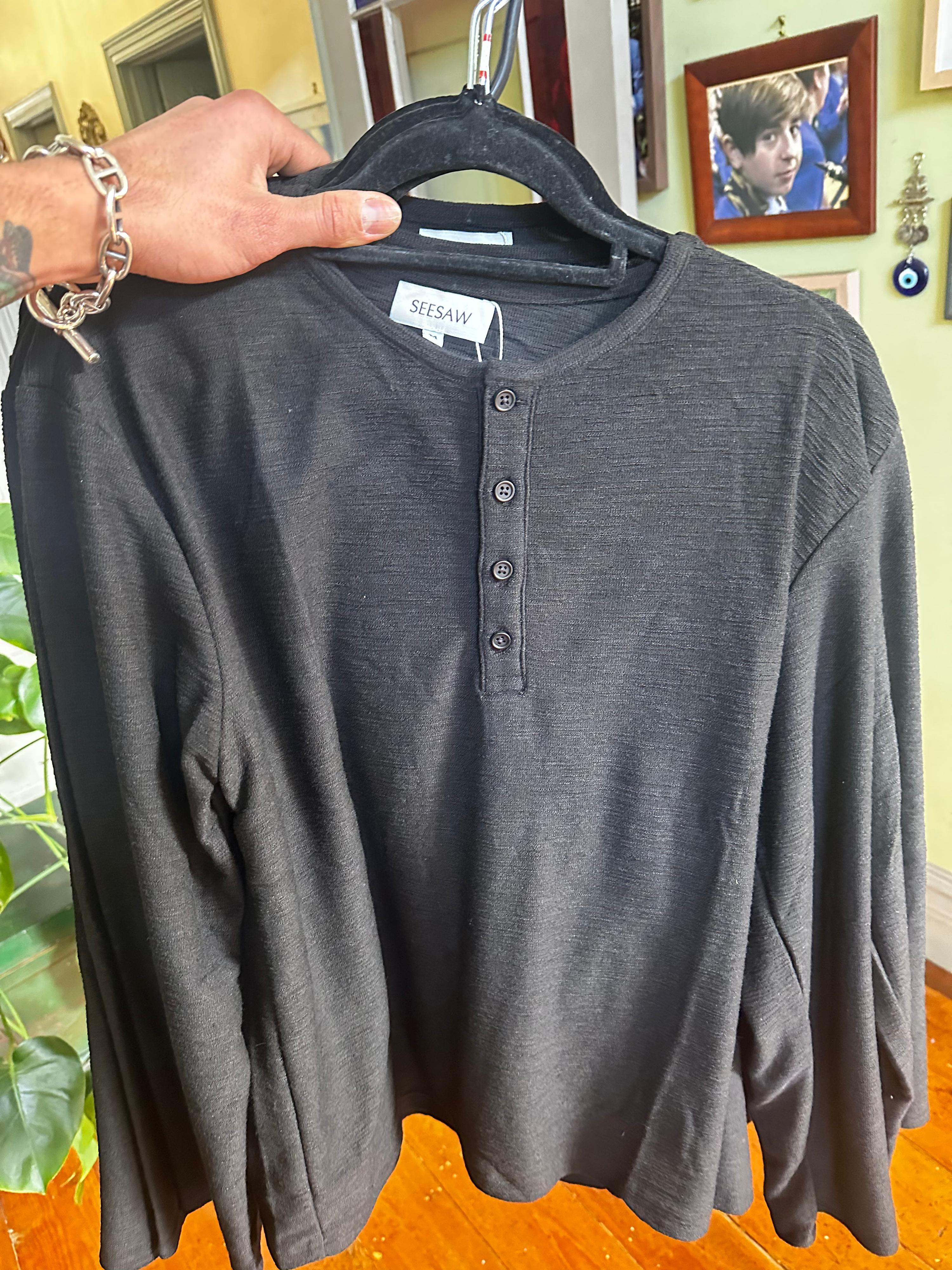 Seesaw Studio Henley Shirt Black - M