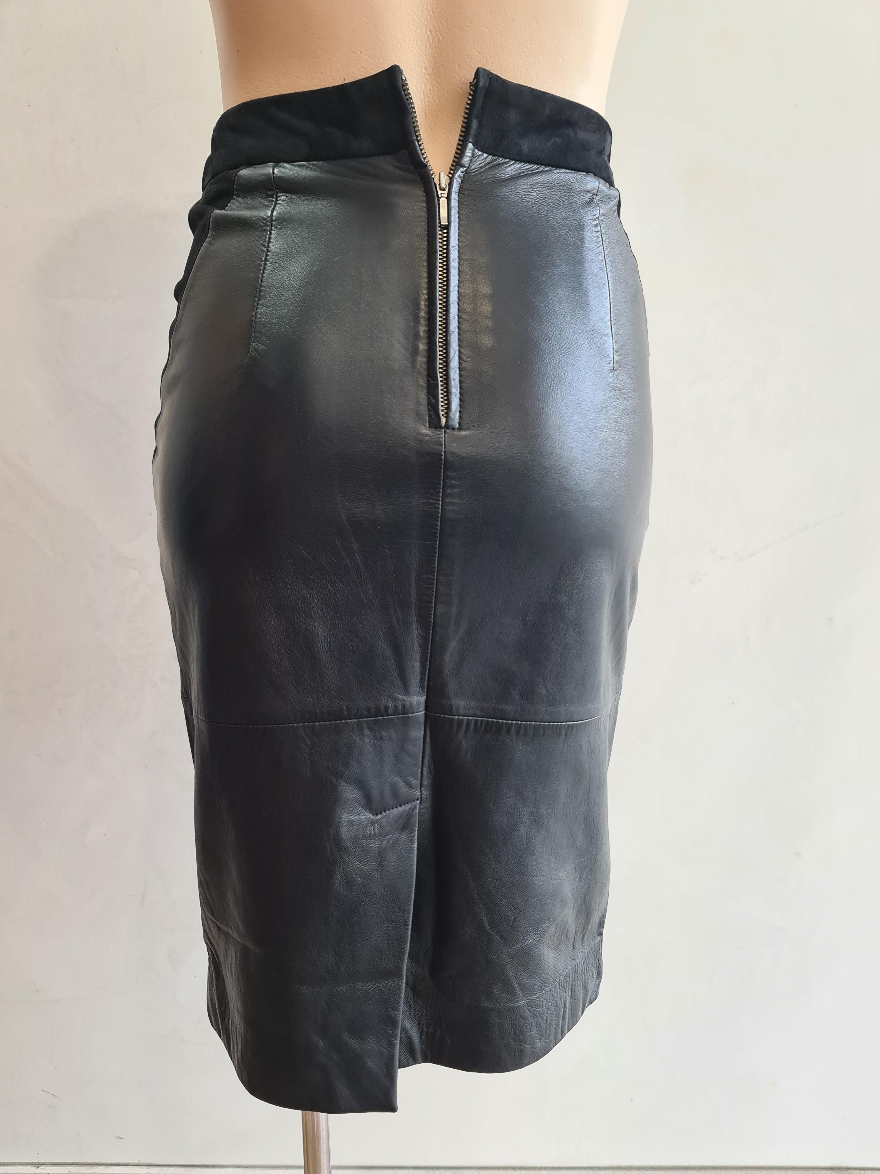 Vintage Alannah Hill Leather Skirt - size XS thumbnail 5