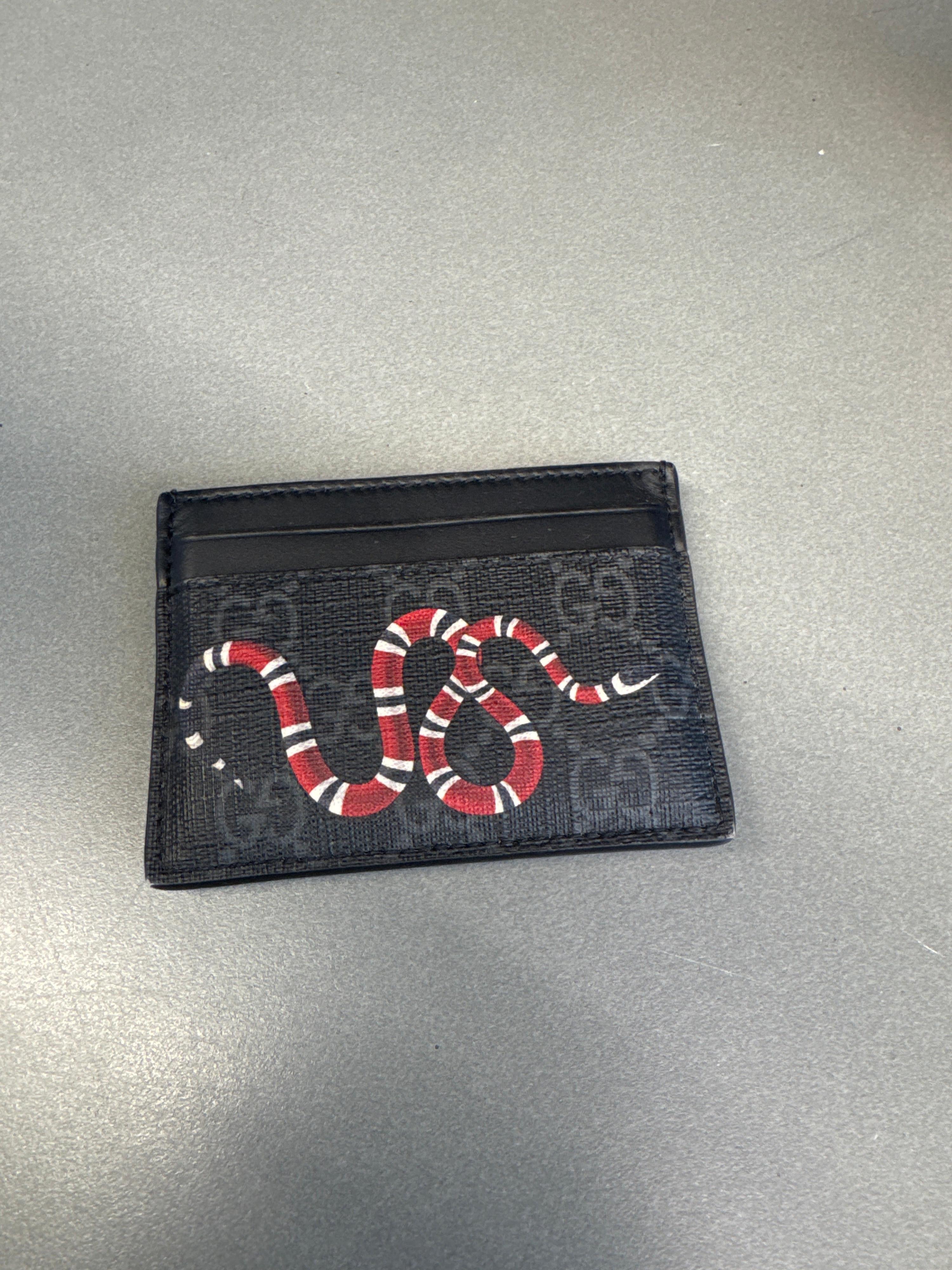 Gucci GG Supreme Monogram King Snake Card Holder