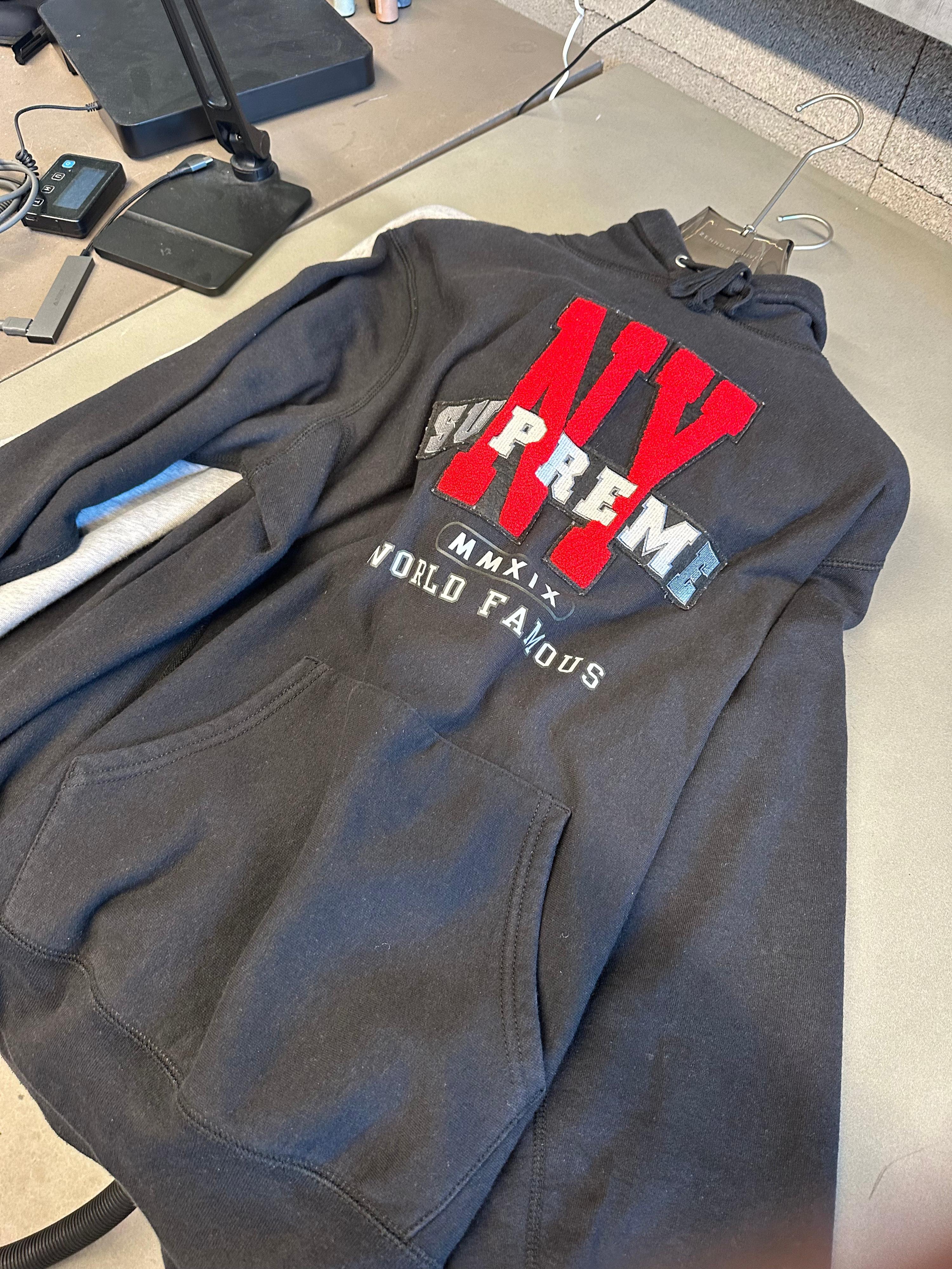 Supreme NY World Famous Heavyweight Hoodie Black (Size XL)