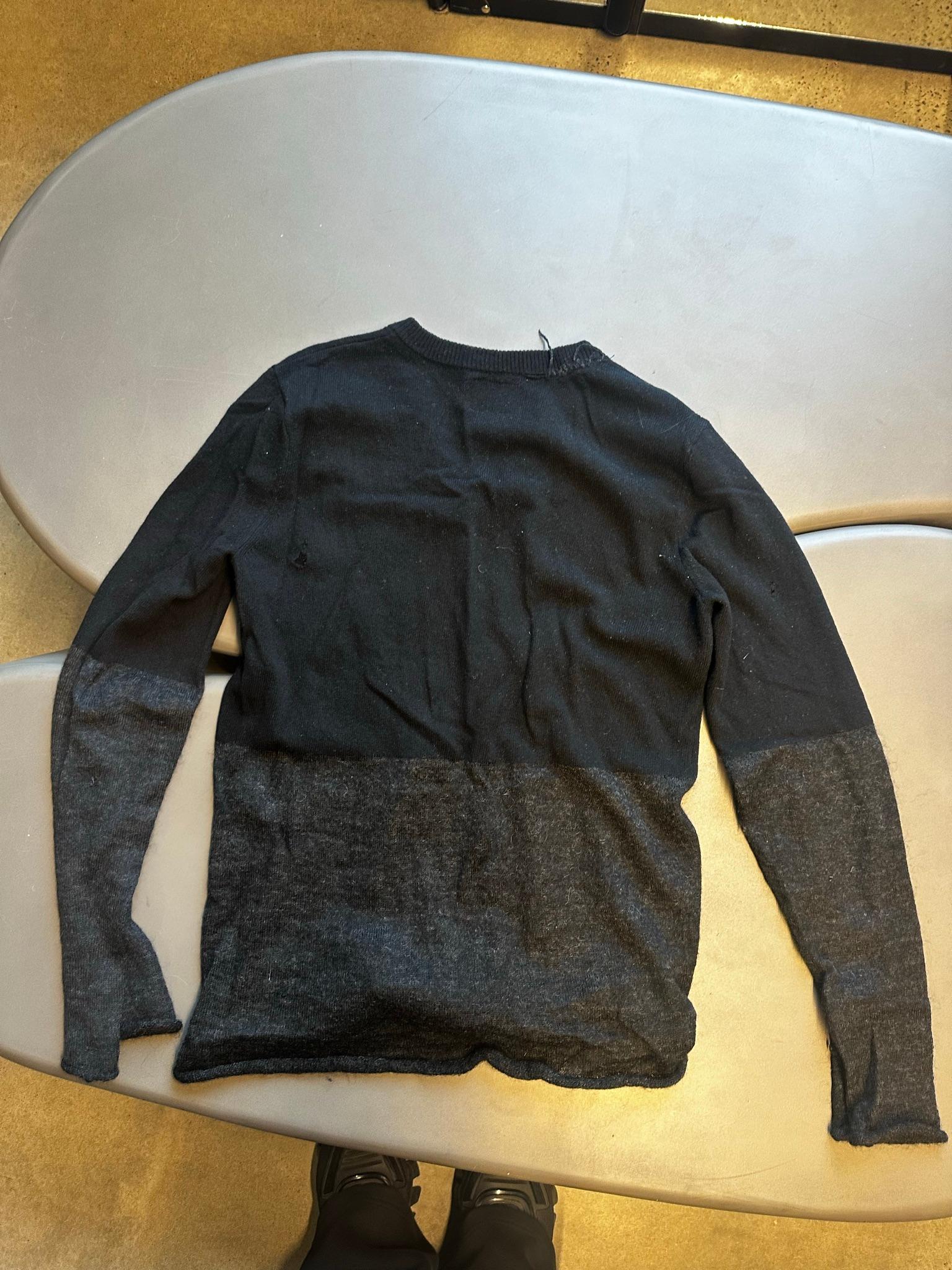 Number (N)ine FW06 ‘Noir’ Wool V-Neck Sweater Black (Size 3) thumbnail 5