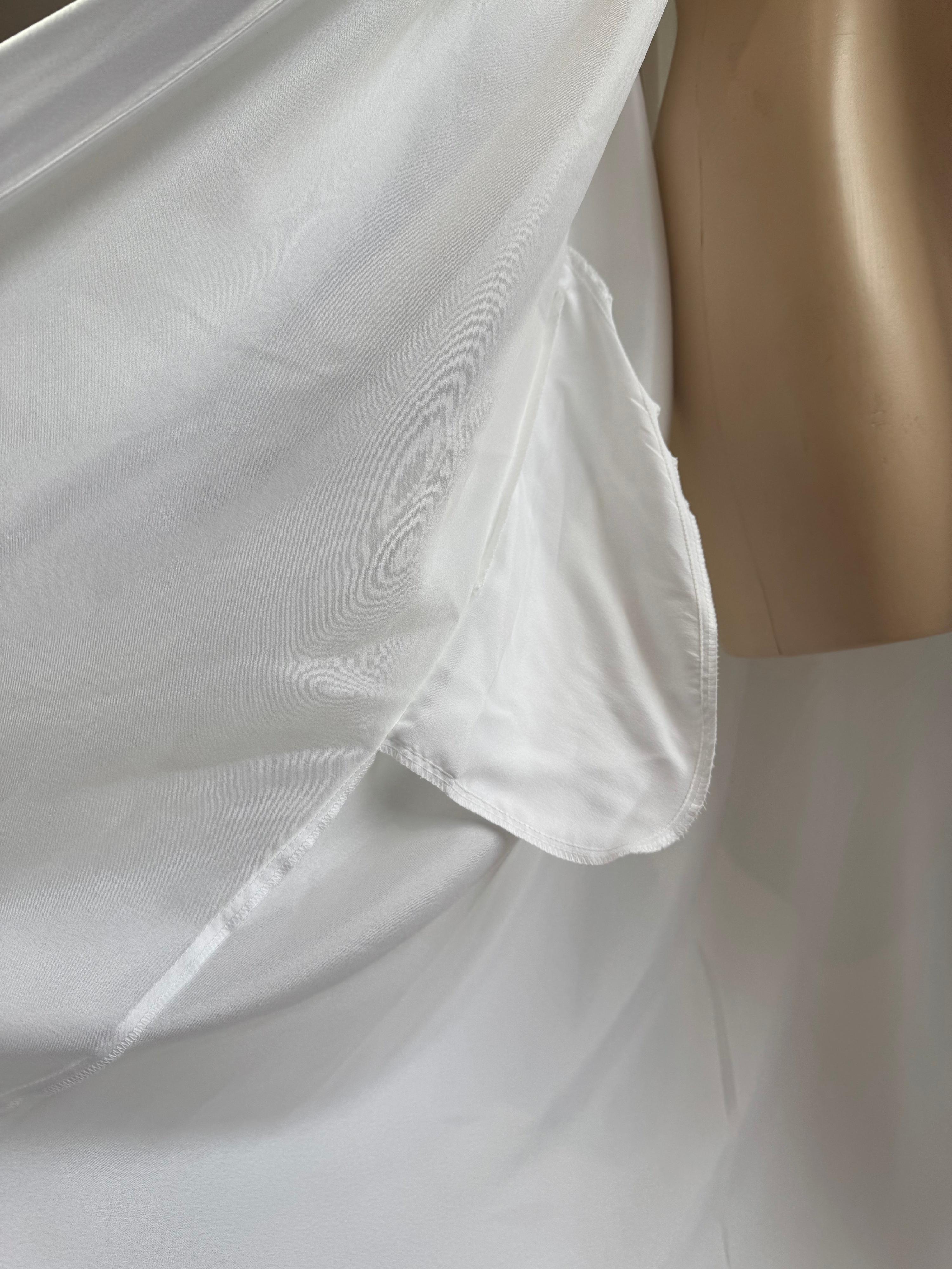 Vintage Barbizon white maxi robe - size S thumbnail 9