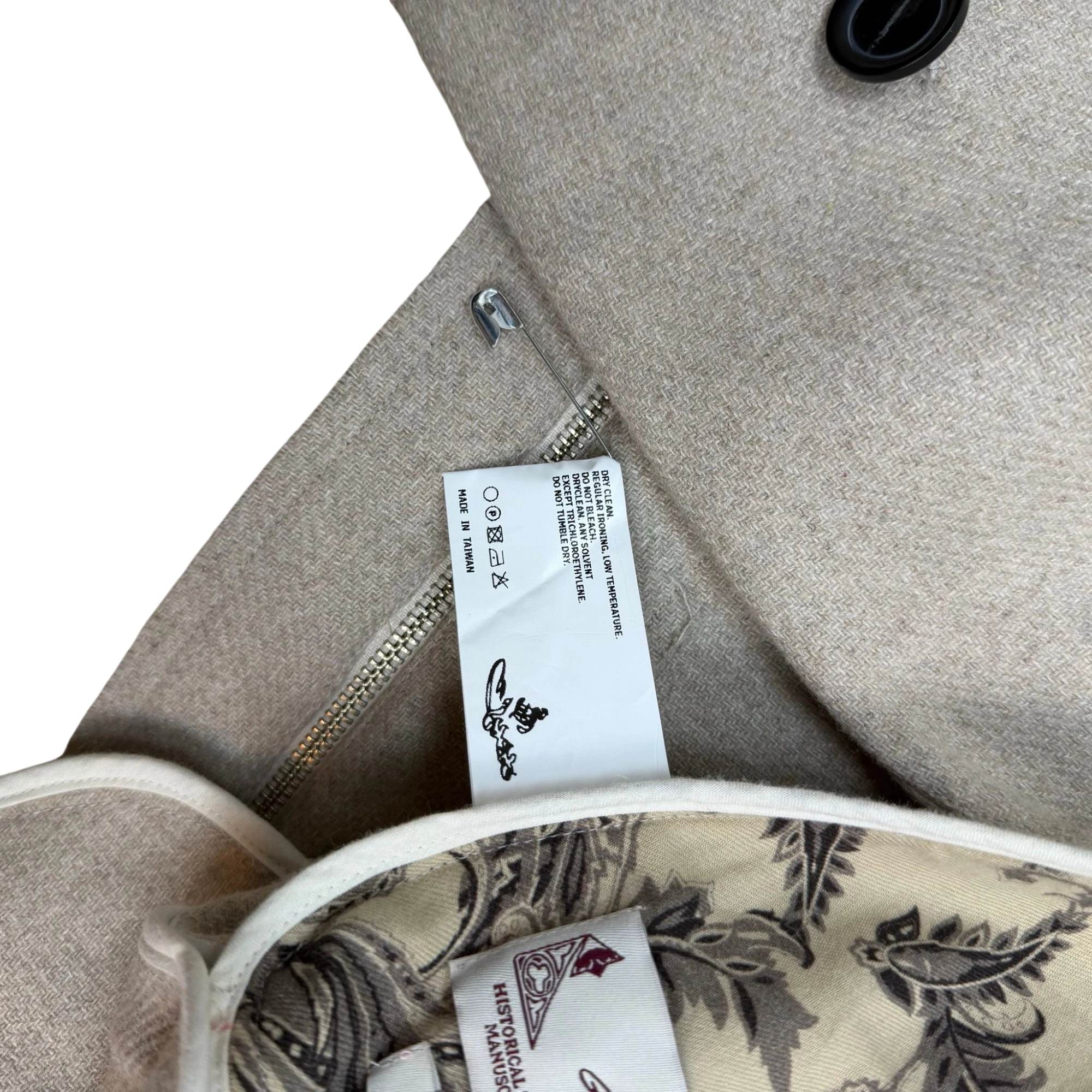 Professor.E FW21 Wool Cropped Distressed Blazer Beige (Size 48/Fits M-XL) thumbnail 7