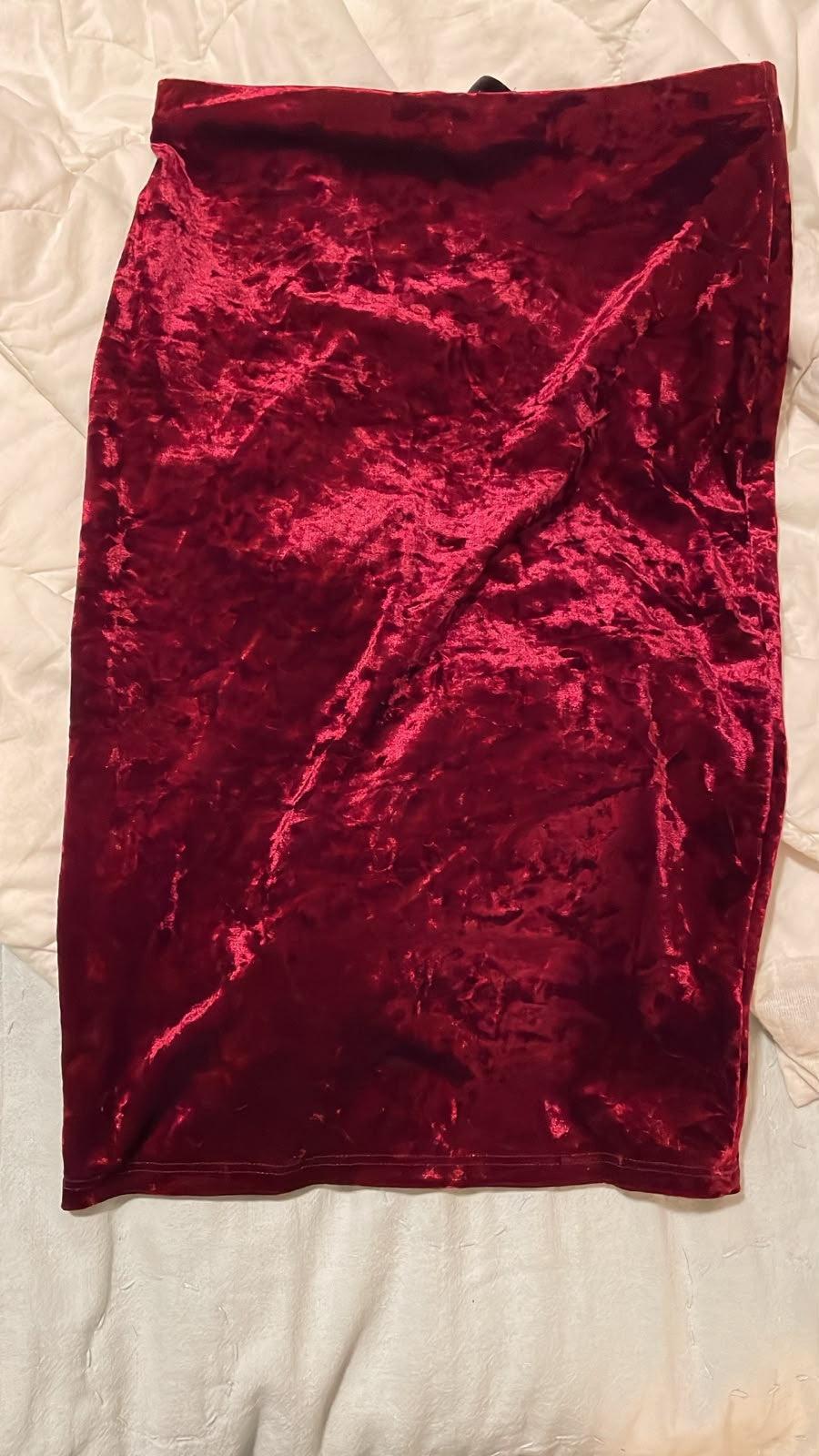 No Brand Ruby Crushed Velvet Slim Skirt M