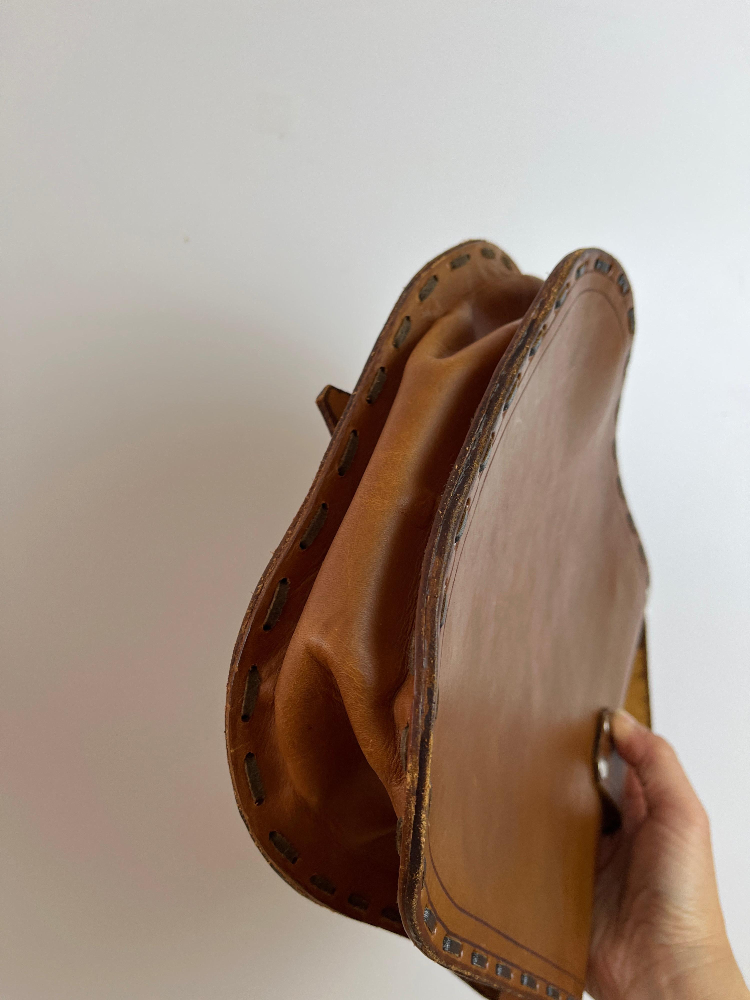 Vintage Tan Leather Shoulder Bag thumbnail 5