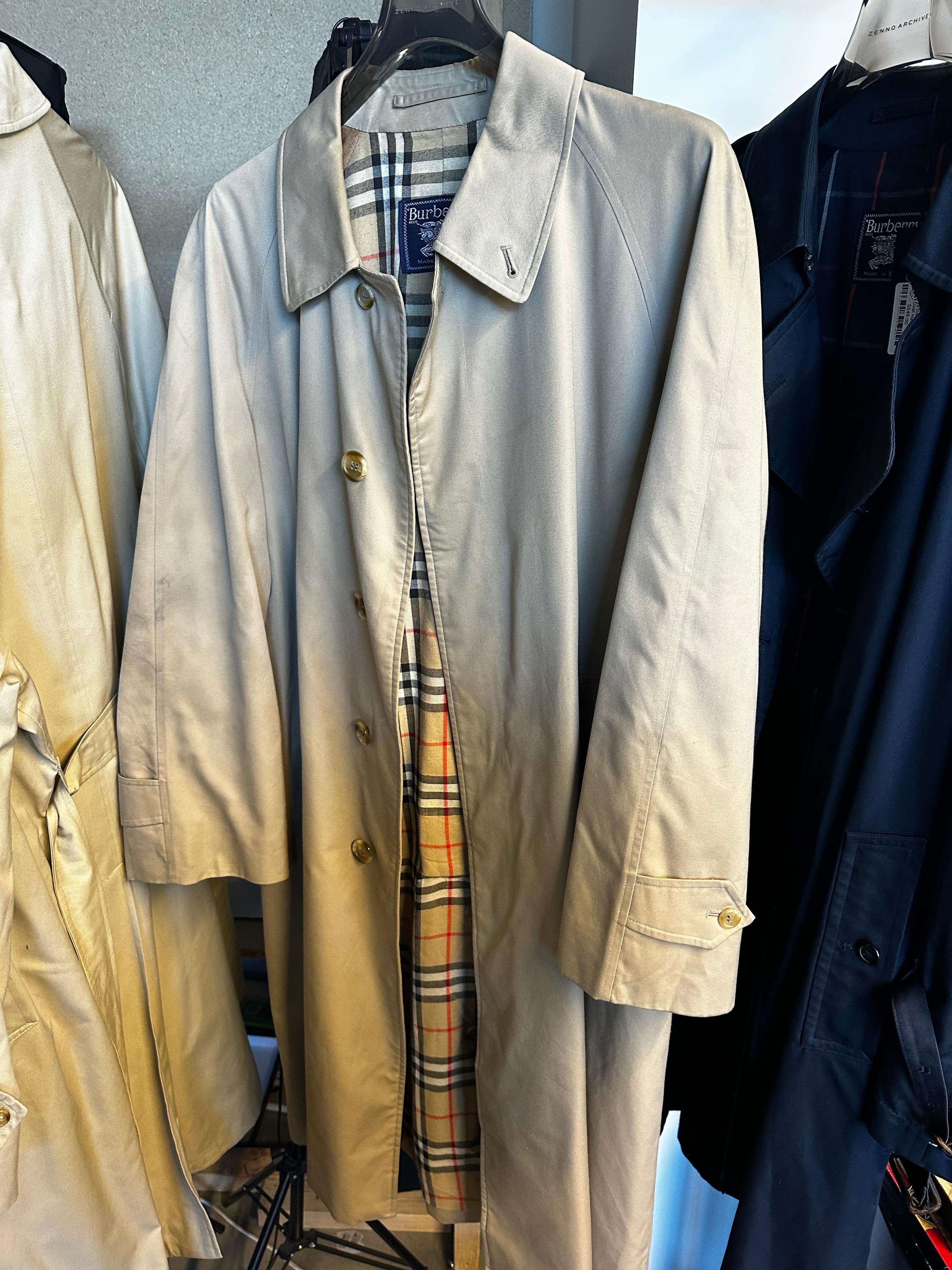 Burberry Vintage Trench Coat Beige (Fits L)