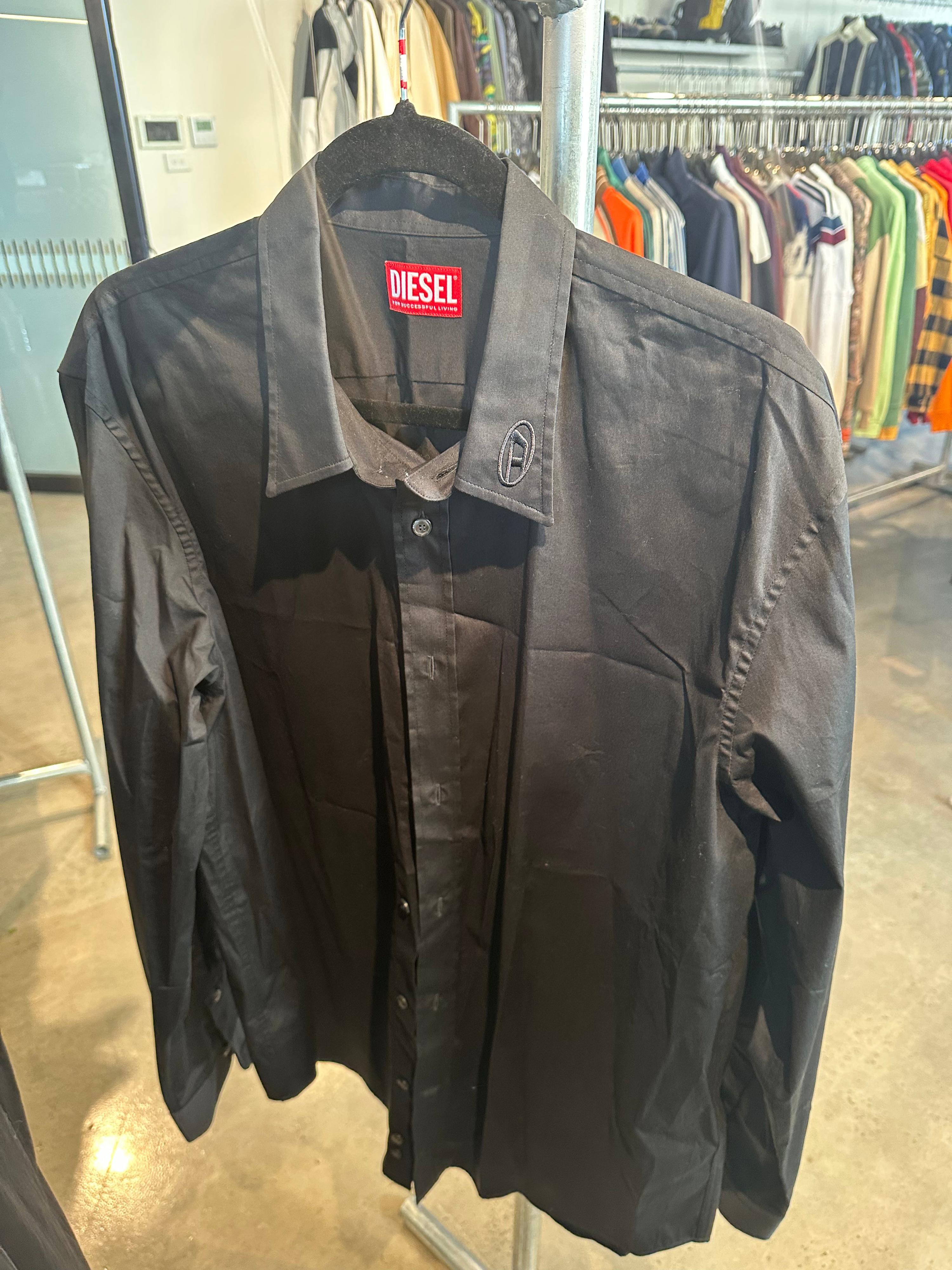Diesel D-Logo Long-Sleeve Button-Up Shirt Black (Fits S-M)