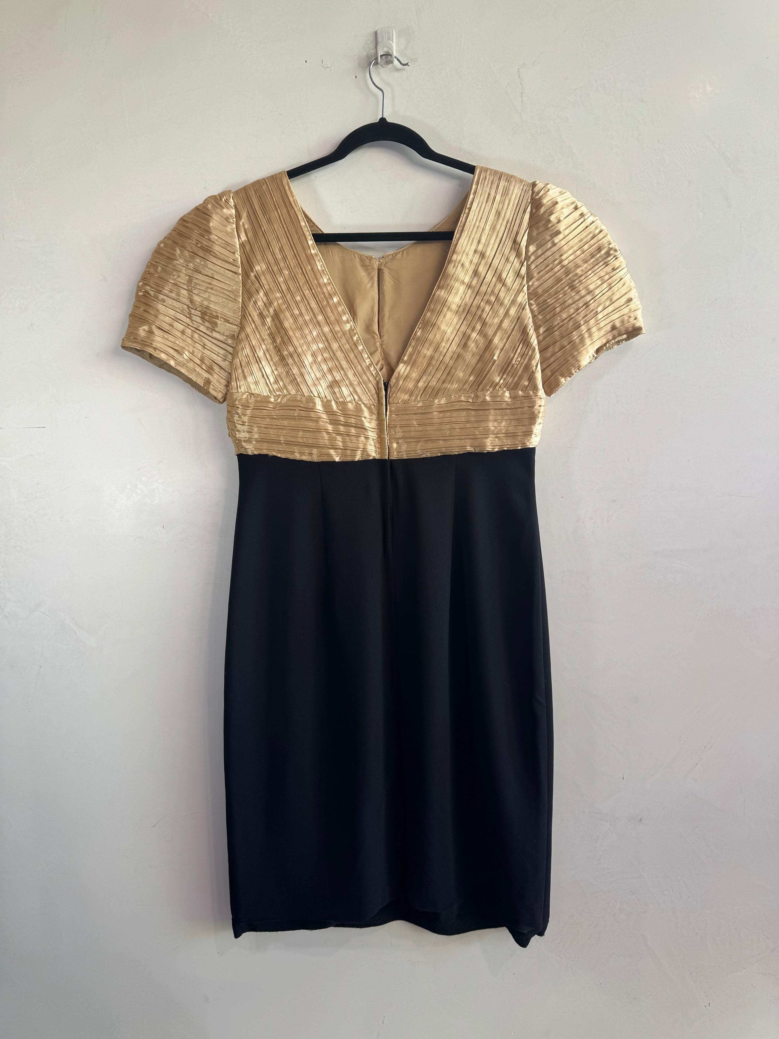 Vintage Mr. K & Co. Gold trim evening dress - size L thumbnail 2