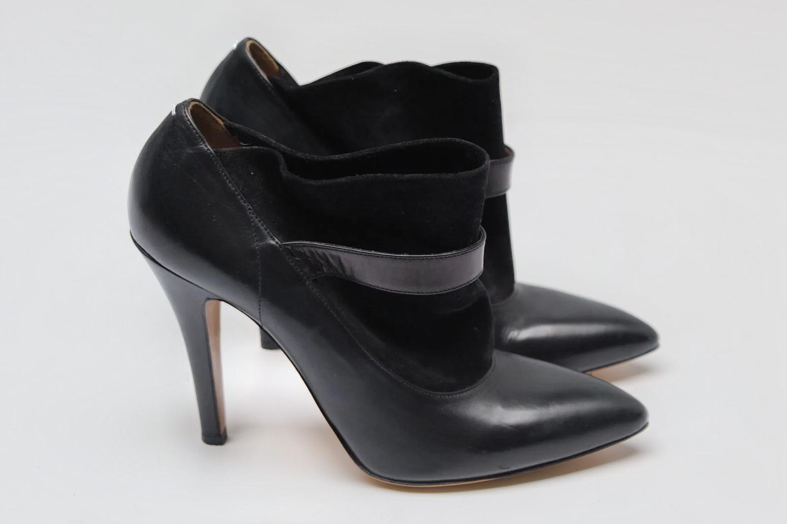Margiela Black Leather and Suede Ankle Boots (Size EU 40.5) thumbnail 2