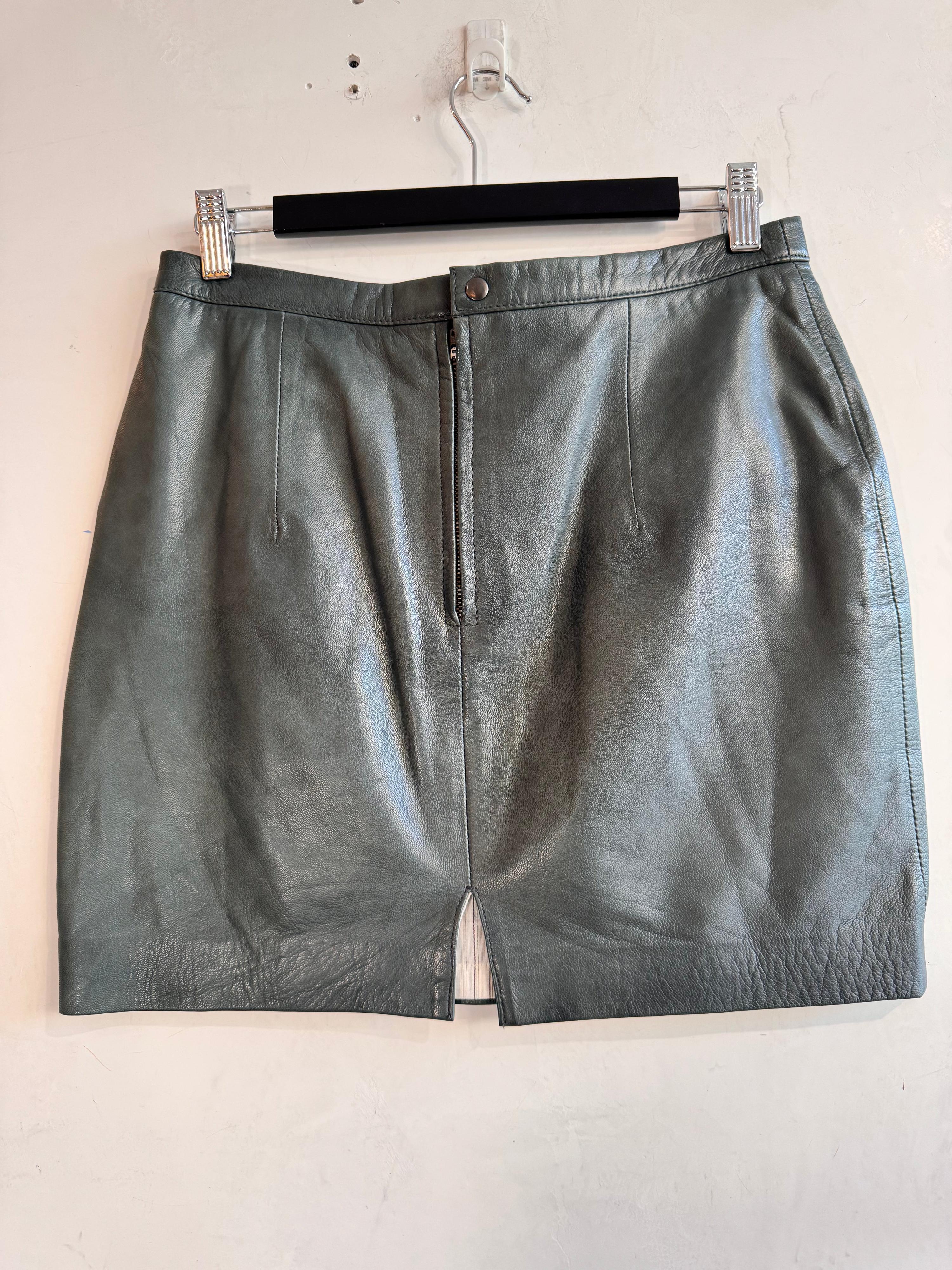 Ryder Teal Leather Skirt - size 10 thumbnail 2