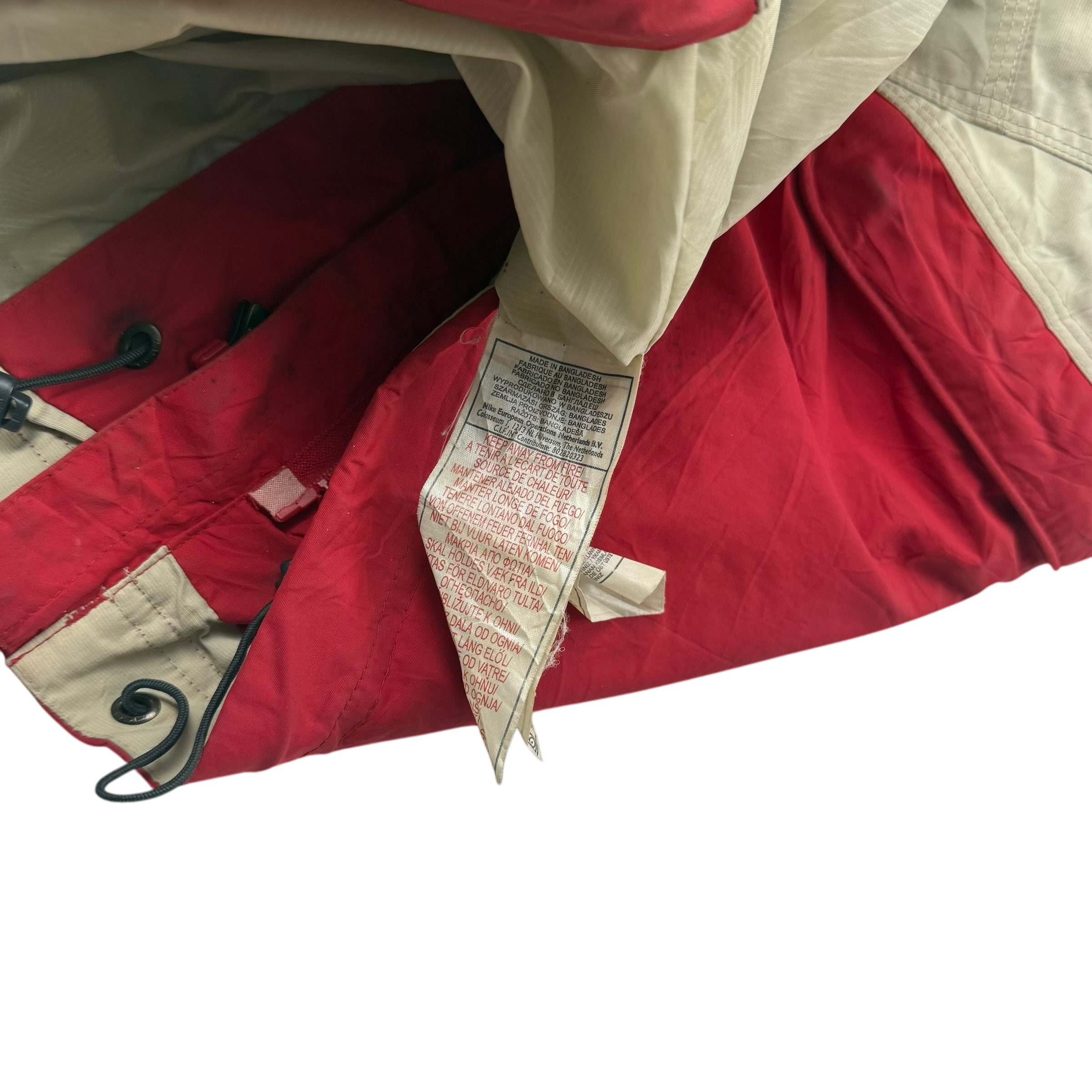 Nike ACG 00s Heavy Panelled Jacket Red/White/Grey (Fits L-XL) thumbnail 9