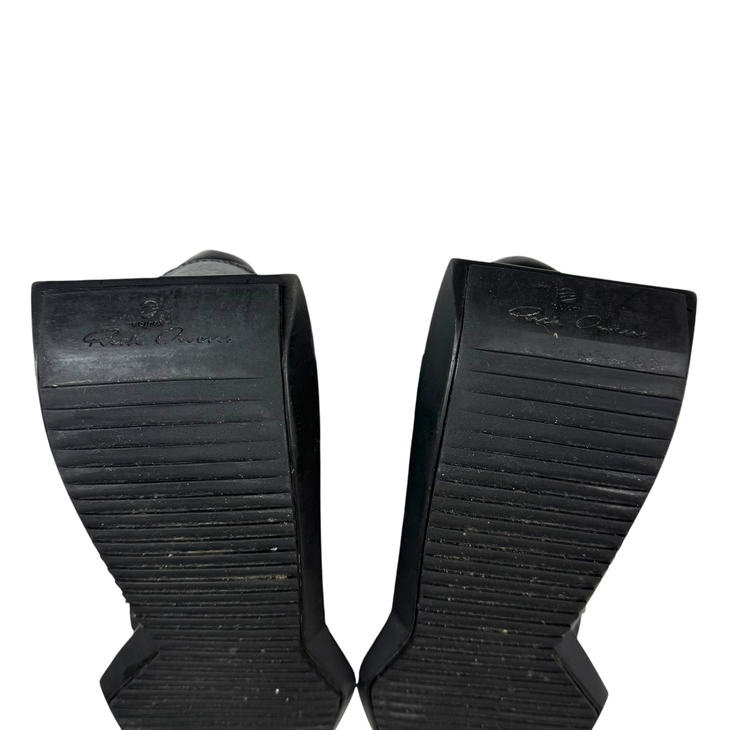 Rick Owens x Adidas Tech Runner ‘Triple Black’ (US8/UK6.5/EU40) thumbnail 5