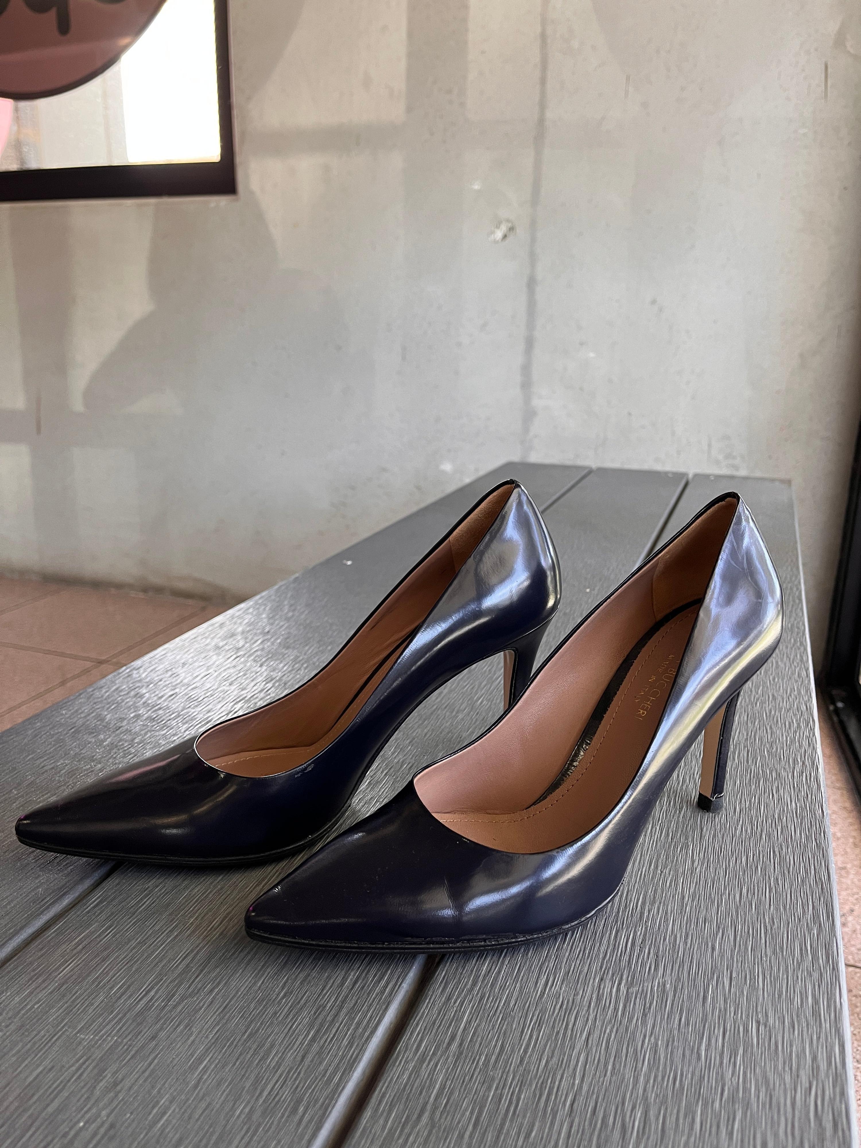 BIANCA BUCCHERI Midnight Blue Pumps Size 6.5 thumbnail 4