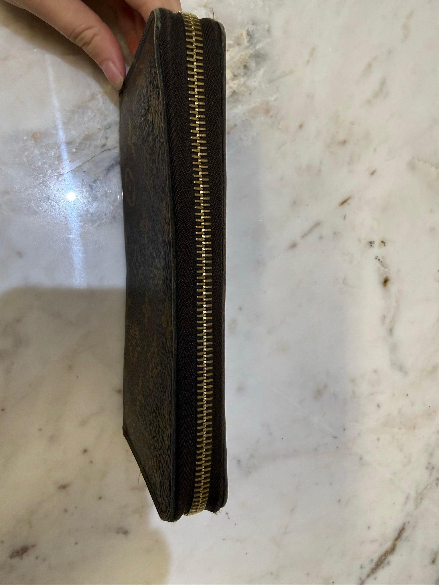 Louis Vuitton Brown Monogram Wallet thumbnail 3