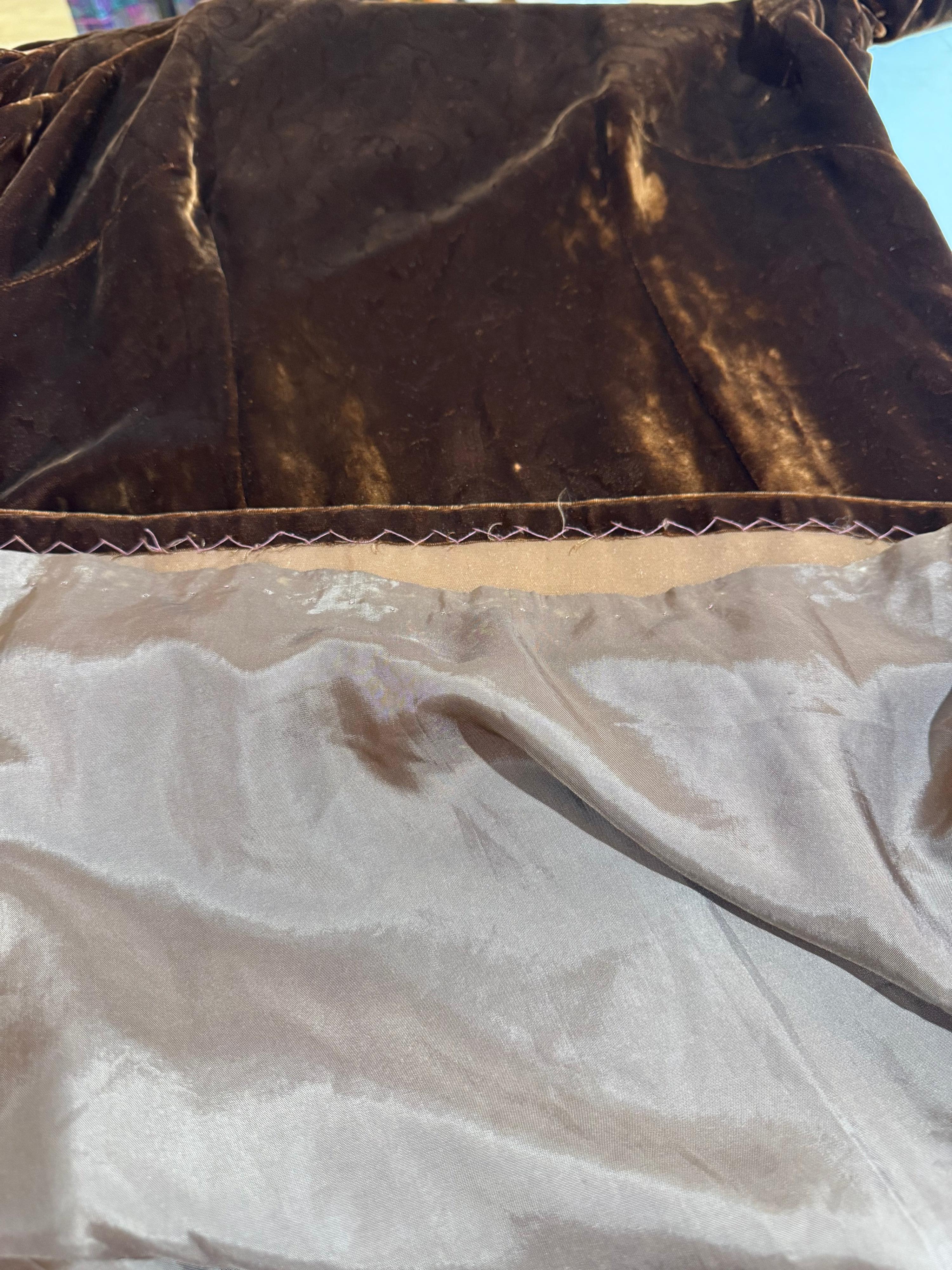 Vintage Brown velvet Mandarin Dress size L thumbnail 11