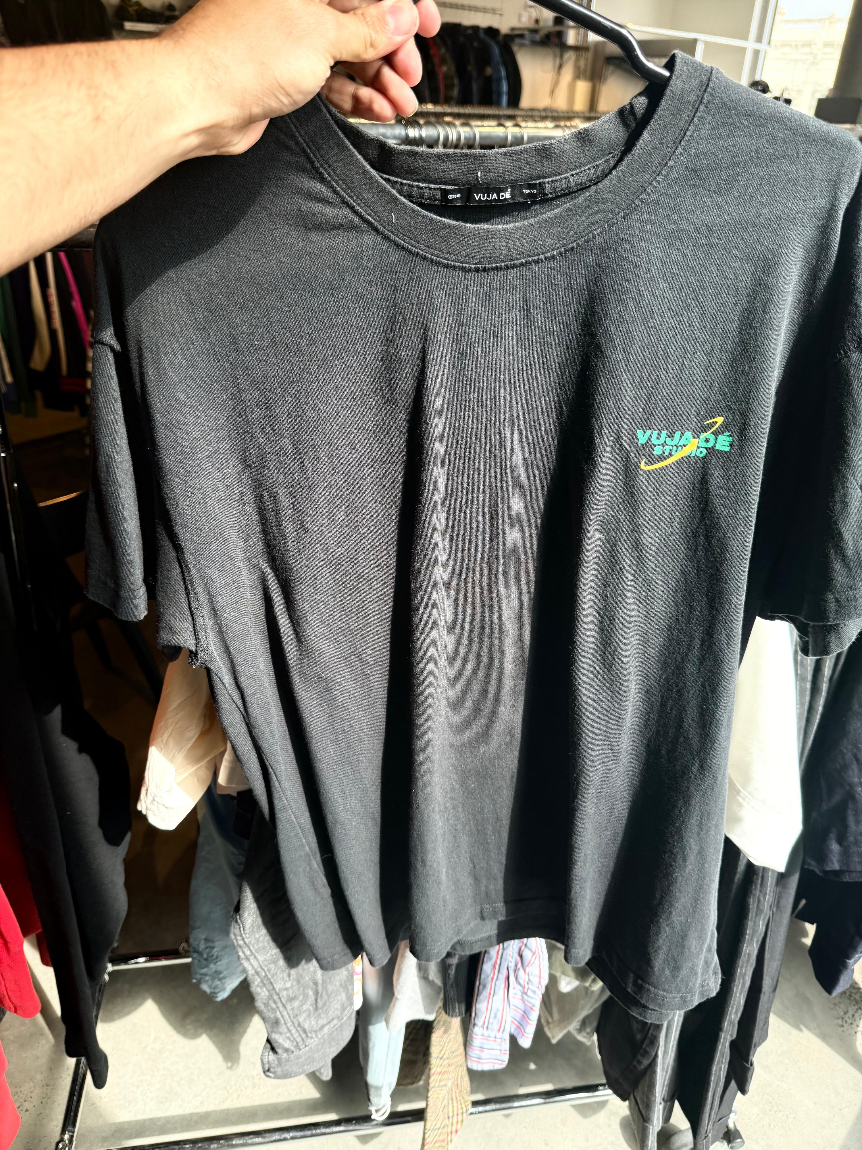 Vuja De Studio 2020 ‘Recipe For Happiness’ Graphic T-Shirt Black (Fits M)