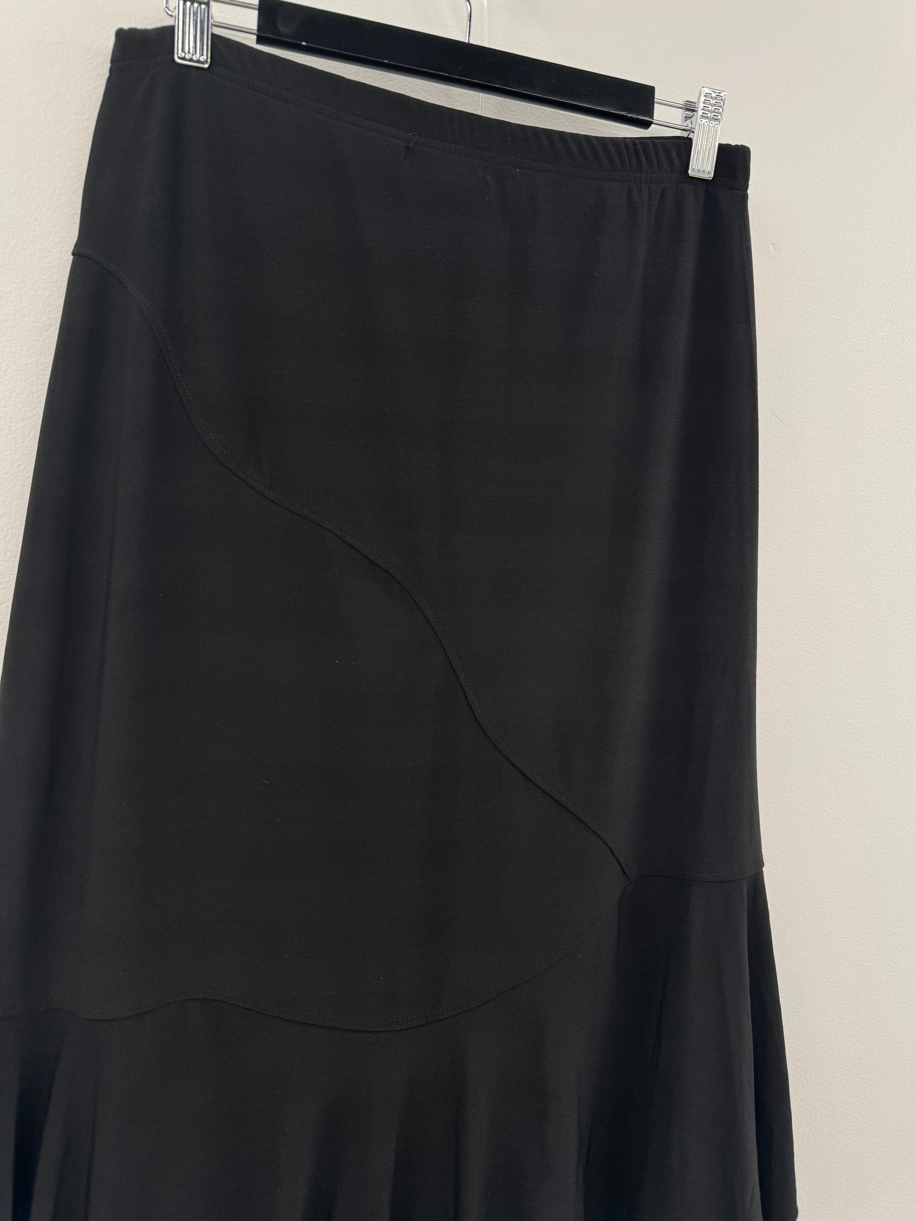 Carisma Back Skirt Bead Details - Size M thumbnail 5
