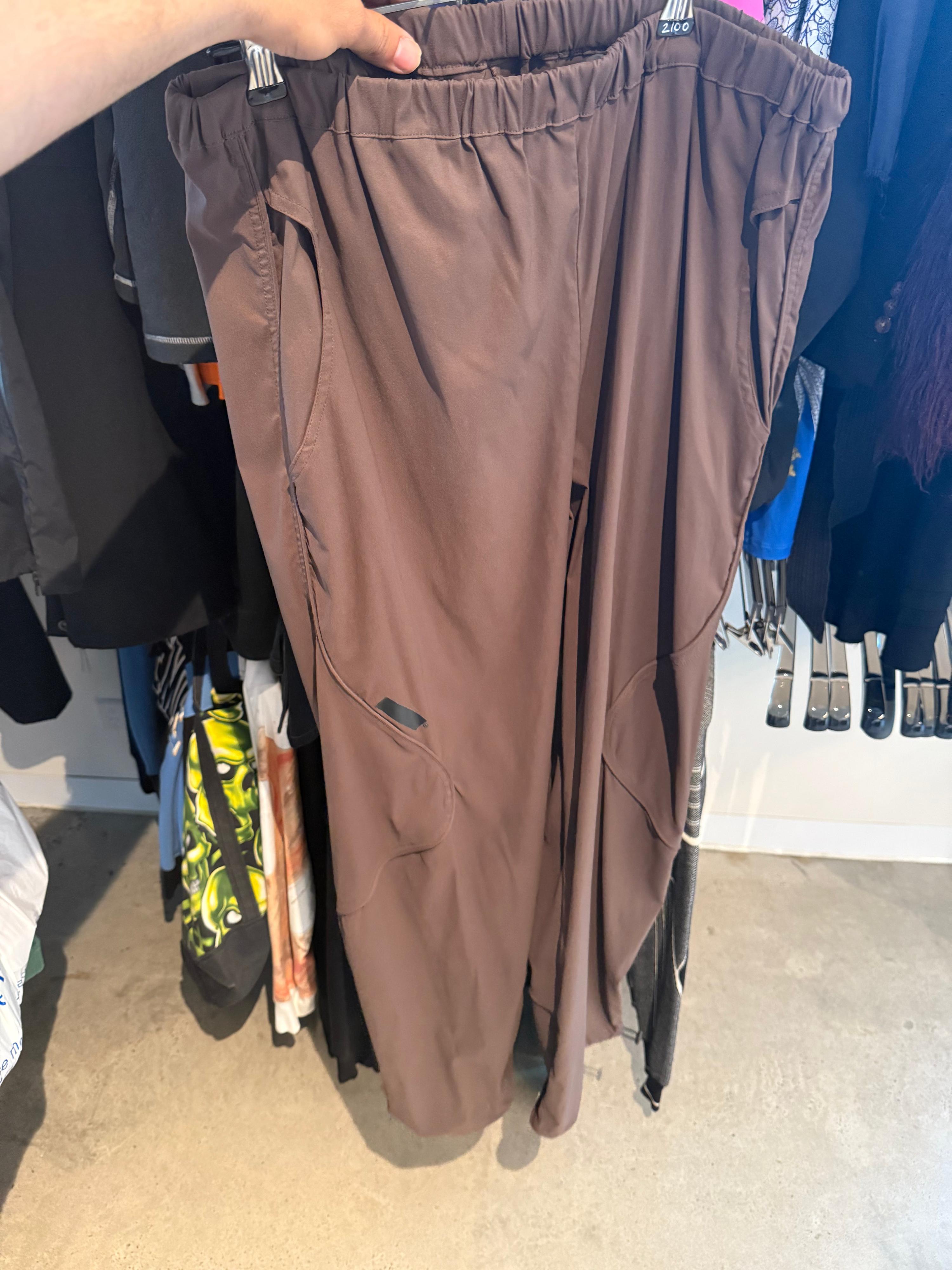 AFFXWRKS Transit Water-Repellent Nylon Shell Track Pants Brown (Size M)