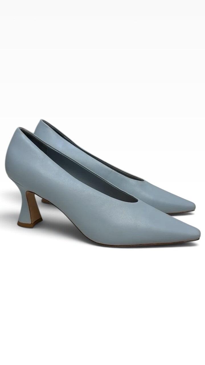 Country Road Blue Heels 42 thumbnail 2